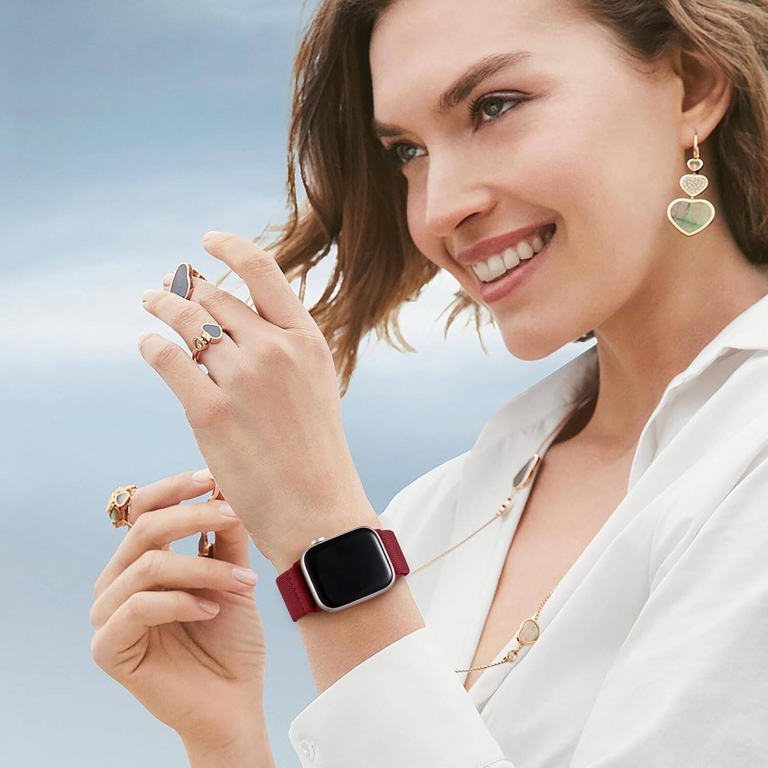 Back. Core Tech - Stretchy Solo Loop Watch Band for Apple Watch 42/44/45/46/49mm - Red.