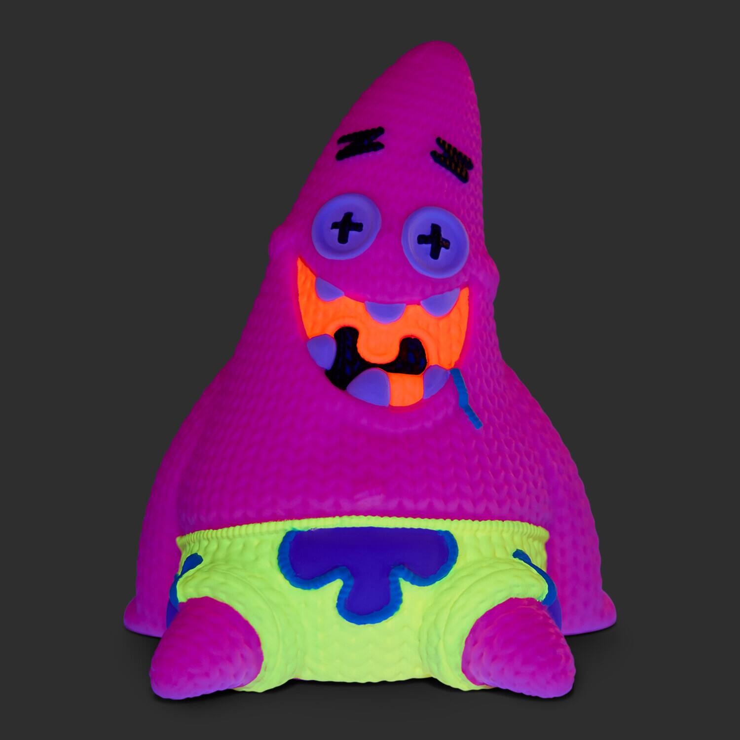 Alt View 4. Handmade by Robots - SpongeBob SquarePants - Patrick Star Blacklight Limited Edition Vinyl Figure – Handmade by Robots   - COLLECTIBLES - Multicolor.