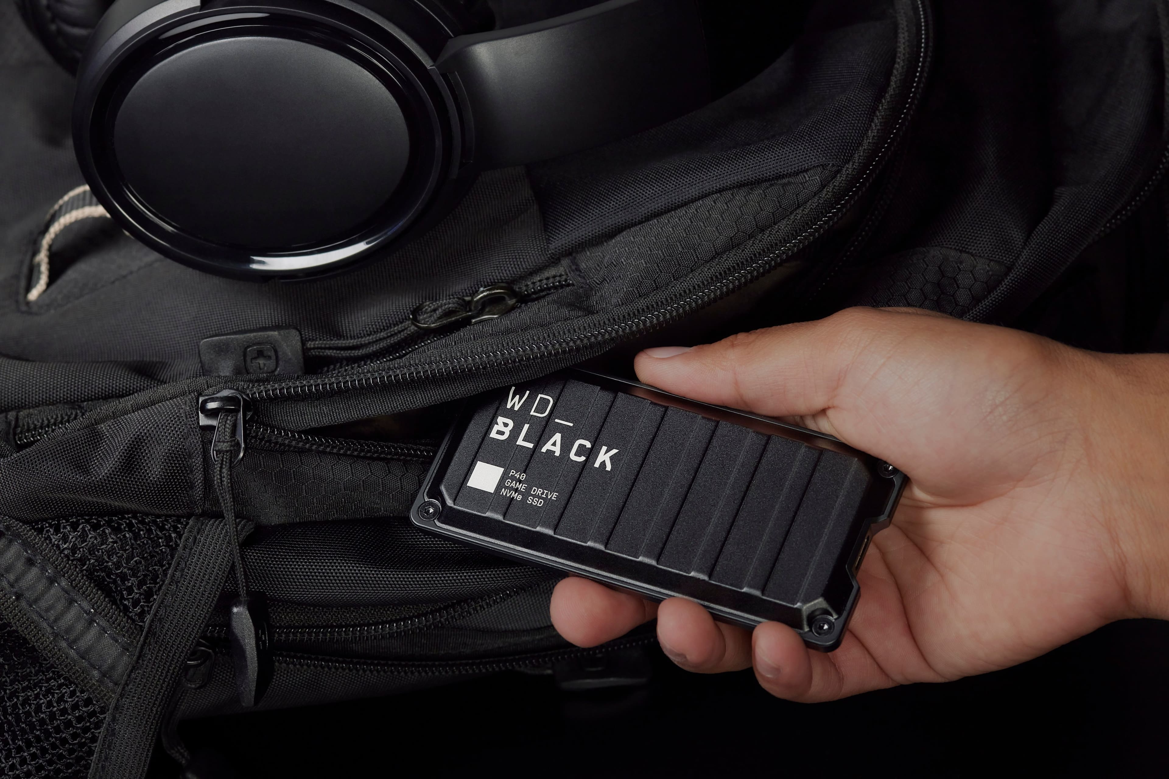 Alt View 16. WD - BLACK P40 Game Drive for PC, PS4, PS5 and Xbox 1TB External USB 3.2 Gen 2x2 Portable SSD - Black.