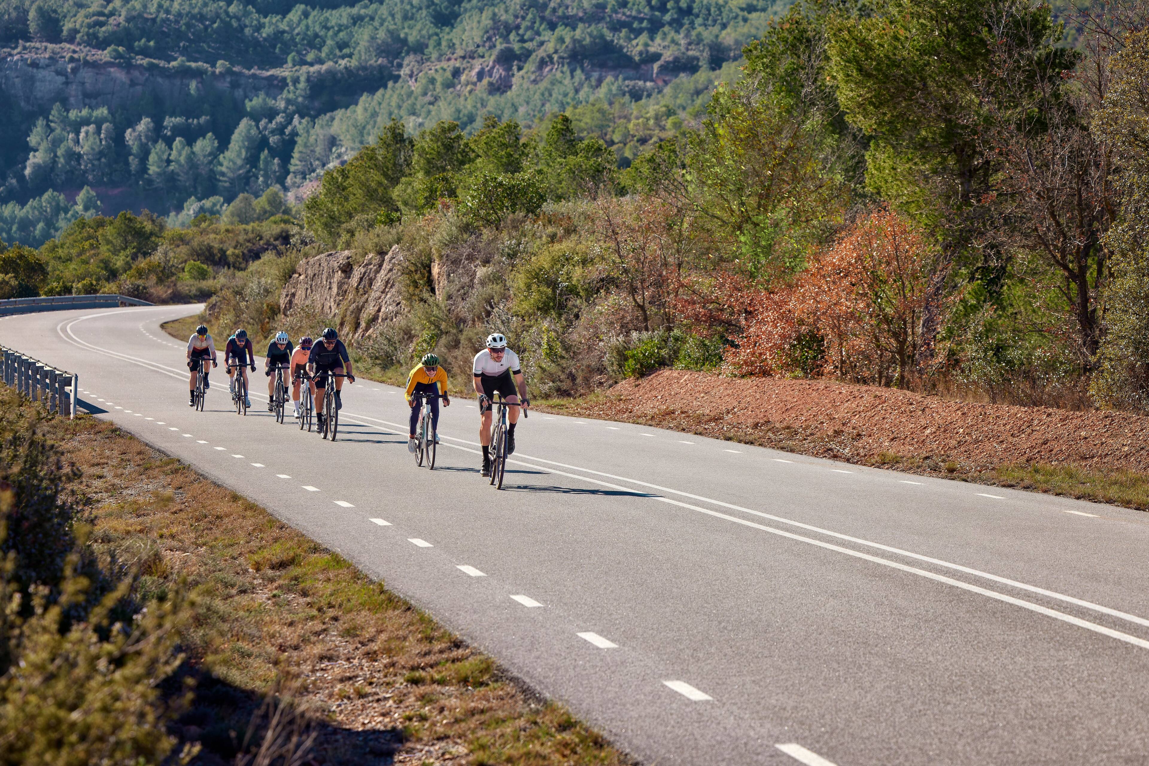 Alt View 3. Garmin - Edge 1050 3.5" GPS Bike Computer - Black.