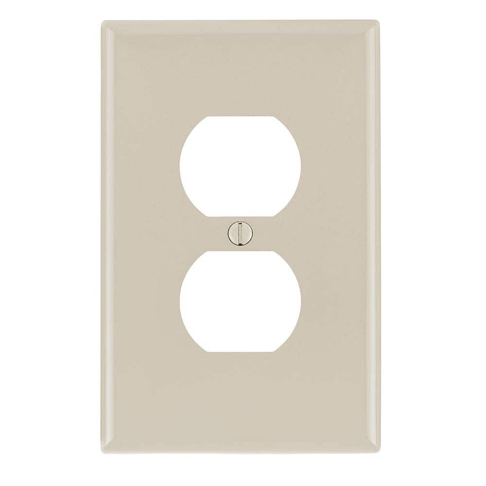 Photos - Cable (video, audio, USB) Leviton  Almond 1 gang Nylon Duplex Wall Plate 1 pk  - Light Almond EJD3214202--20-1 (Case of 20)