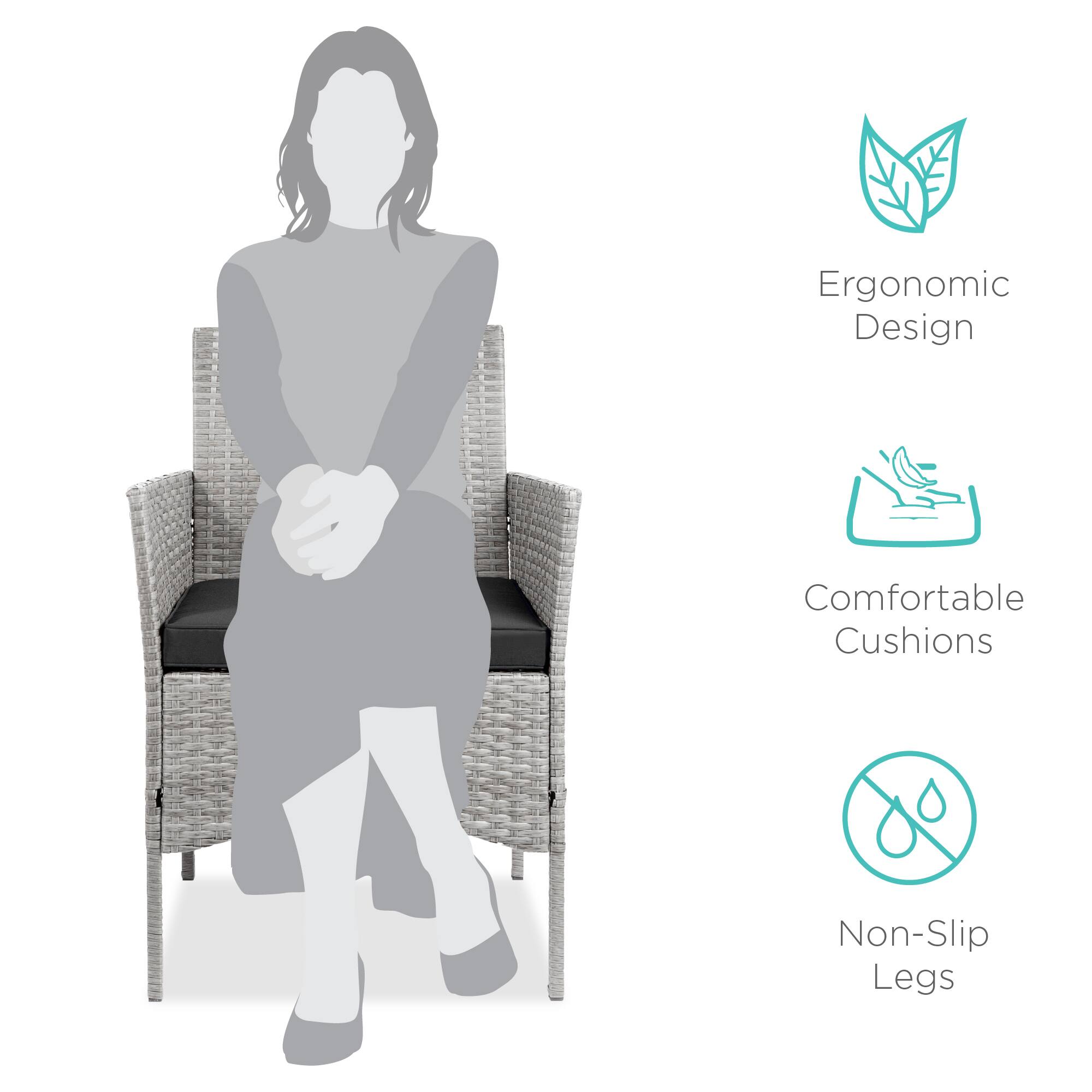 Ergonomic Design  
Comfortable Cushions  
Non-Slip Legs
