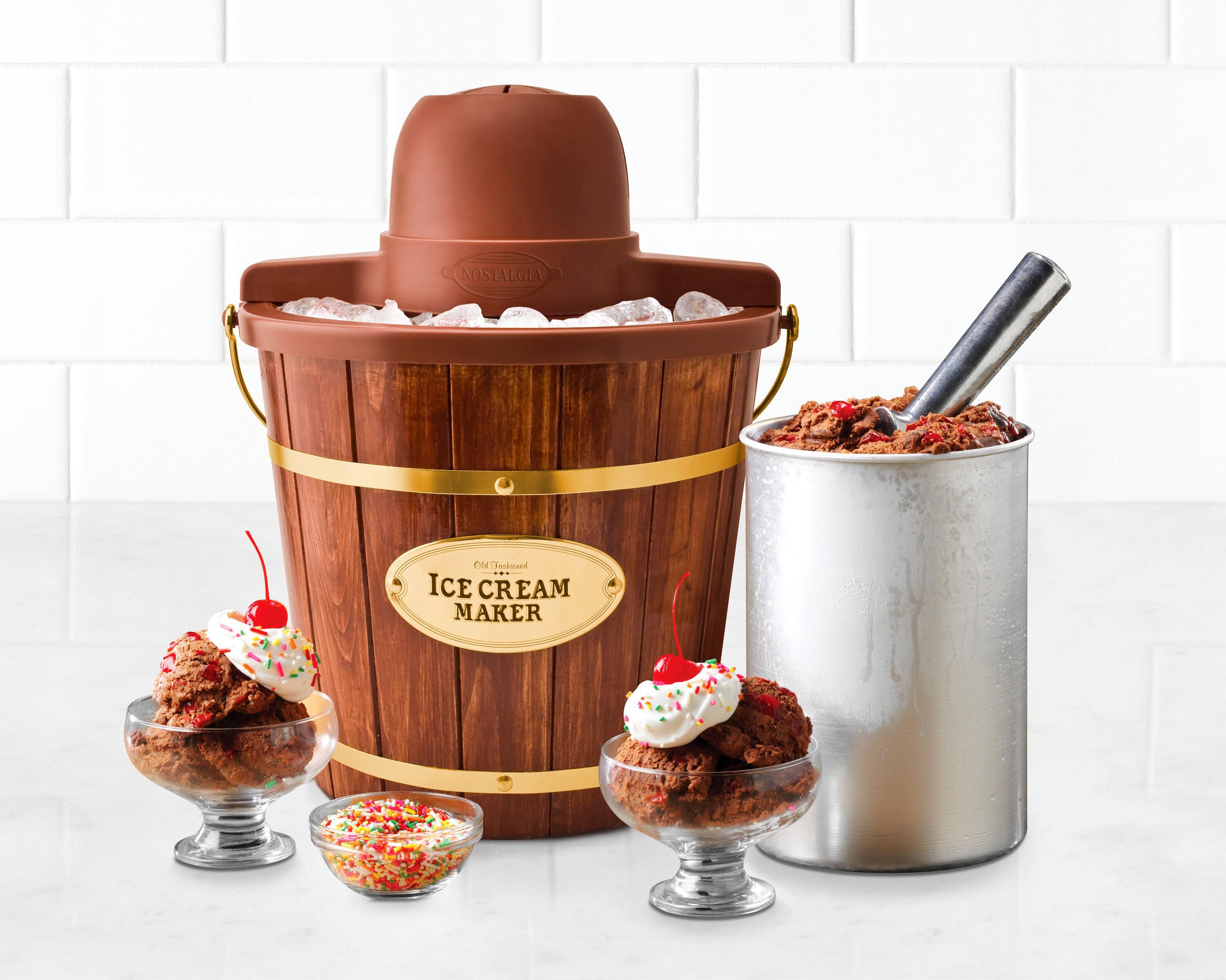 Nostalgia Old Fashioned Ice Cream Maker
