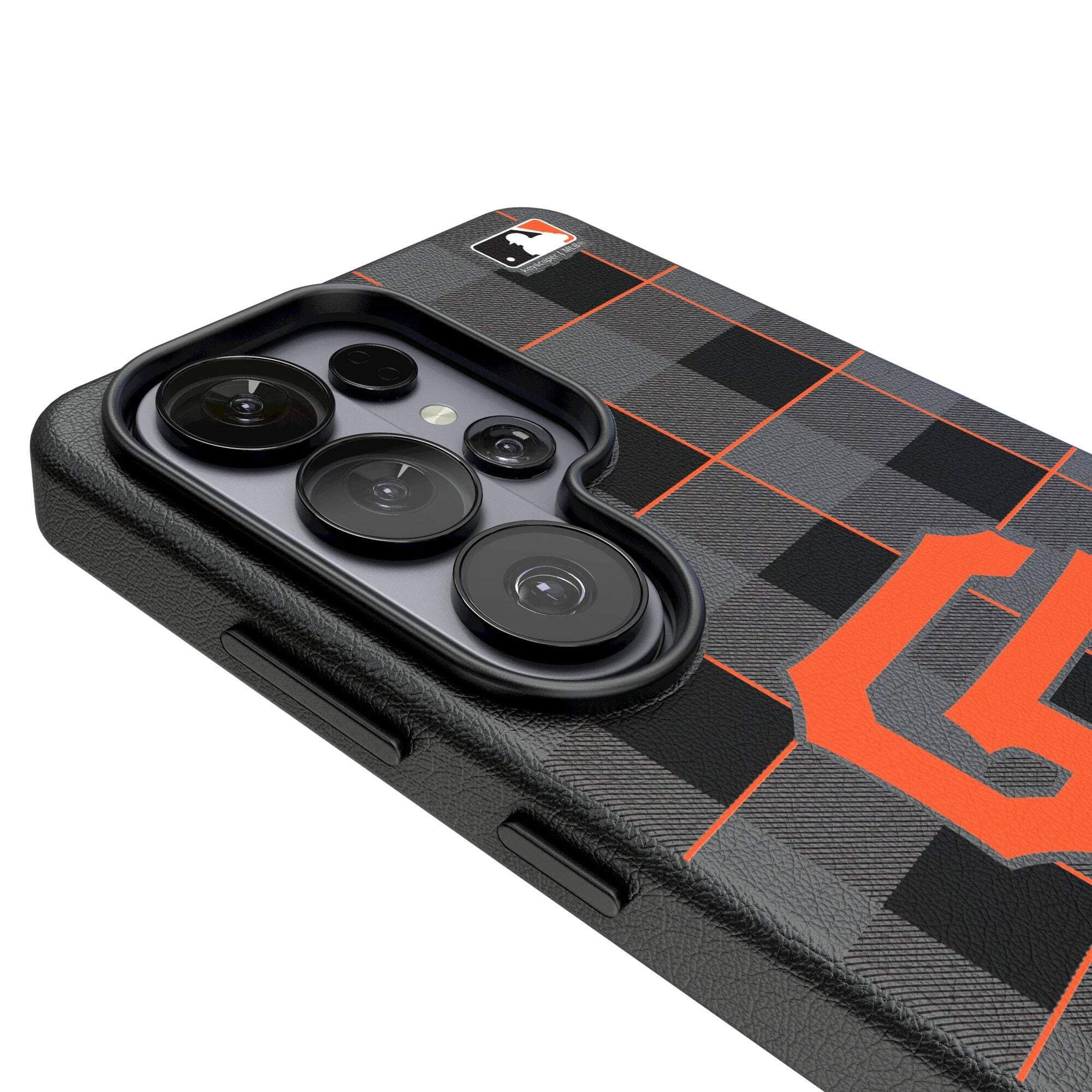 Alt View 2. Keyscaper - San Francisco Giants Plaid Galaxy Magnetic Bump Case - S25 Ultra - Black.