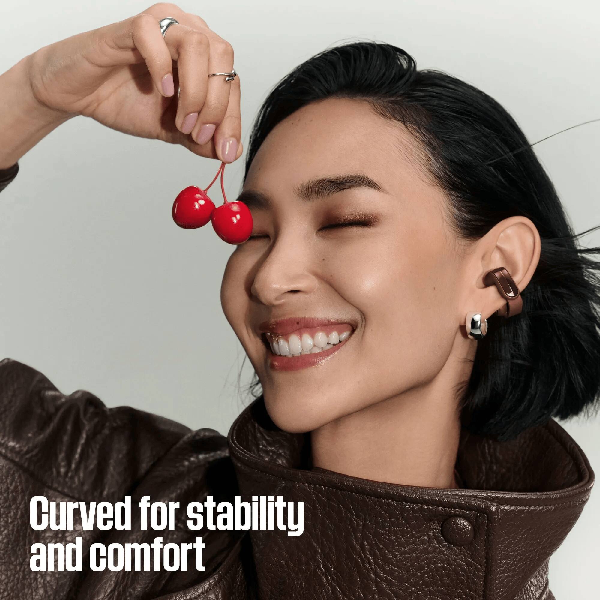 Curved for stability and comfort