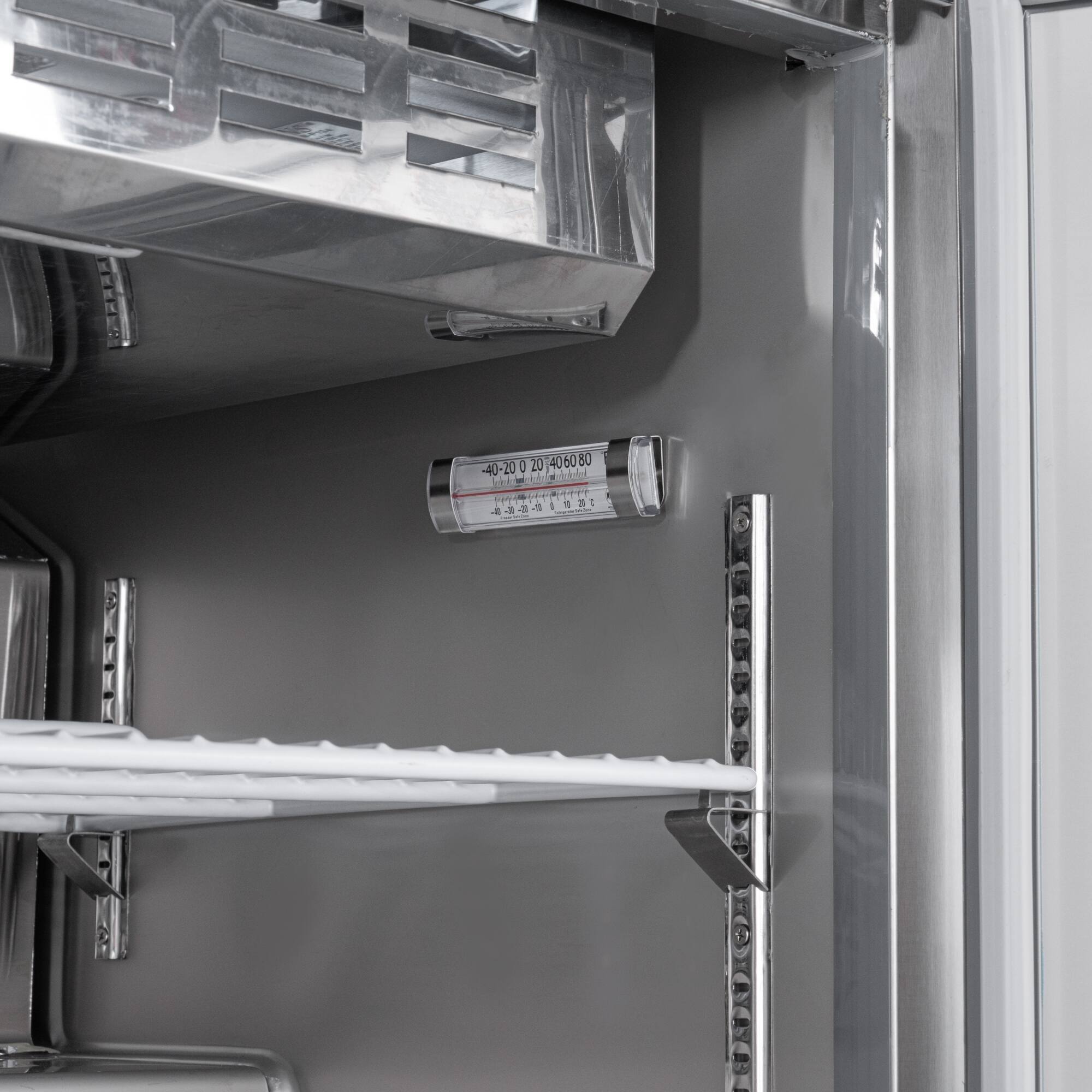 The text on the image reads: "40-20020406080 40-200 20 406080 LH - - R 1 a t 1 -2- - -". However, it appears to be a mix of random numbers and letters without any clear meaning. The correct text should be: "40-20020406080 40-200 20 406080 LH - - R 1 a t 1 -2- - -".