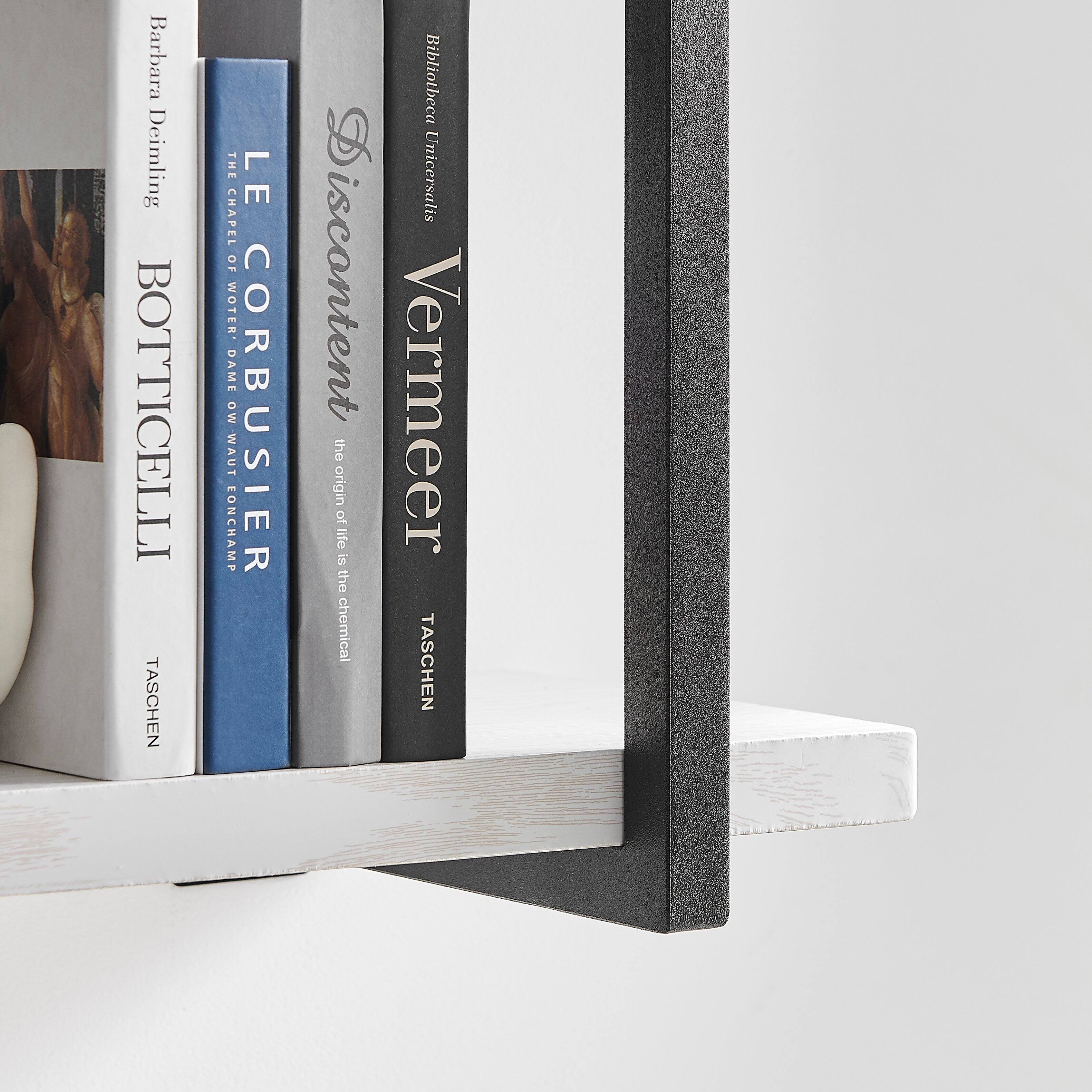 Barbara Deimling  
BOTTICELLI  
TASCHEN  
THE CHAPEL OF WOTER DAME CONCHAMP WAUT OW CORBUSIER  
Bibliotheca Universalis  
Discontent  
Vermeer  
the origin of life  
7 the chemical  
TASCHEN