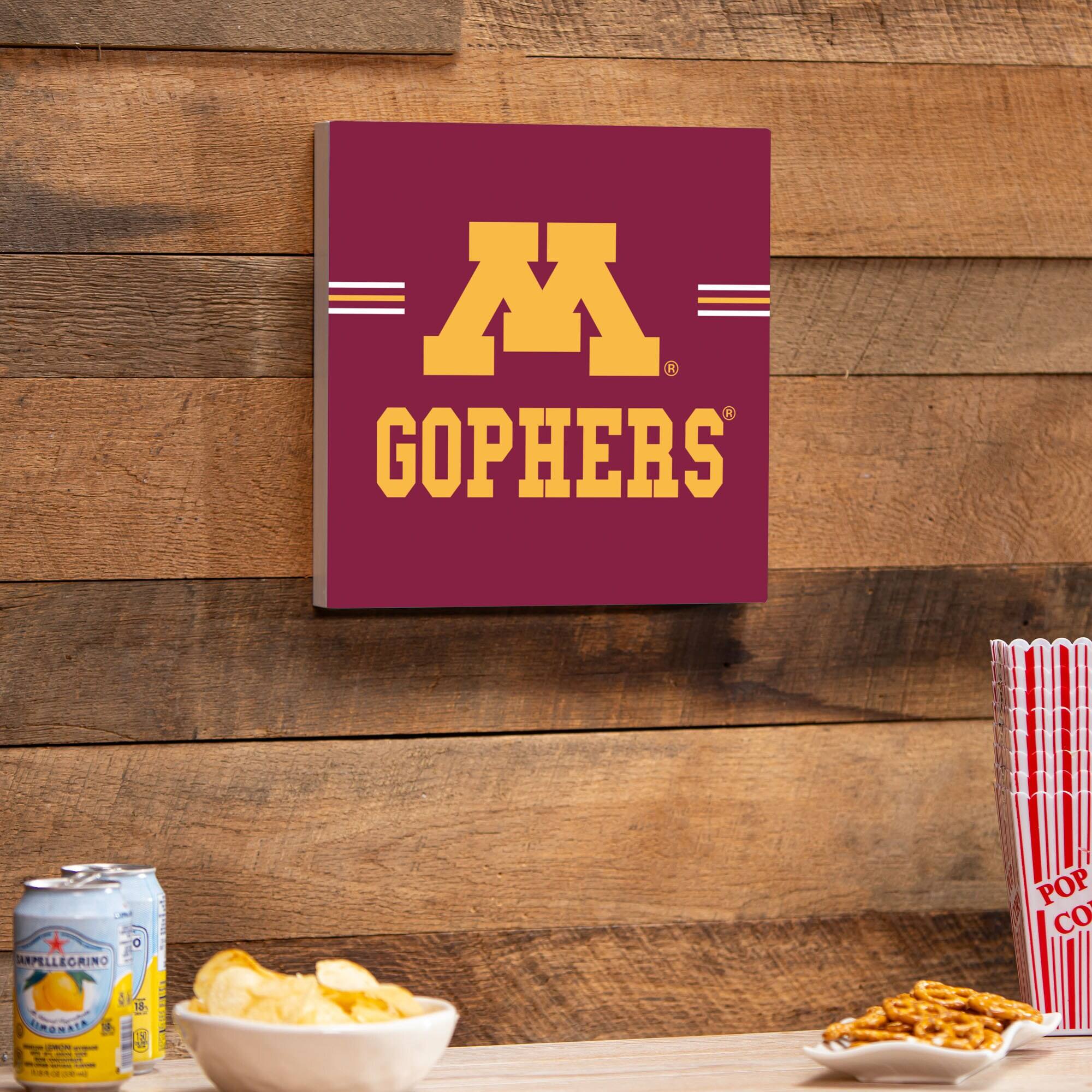 M  
GOPHERS

POP CORN

ARPELLEORINO  
LIMONATA