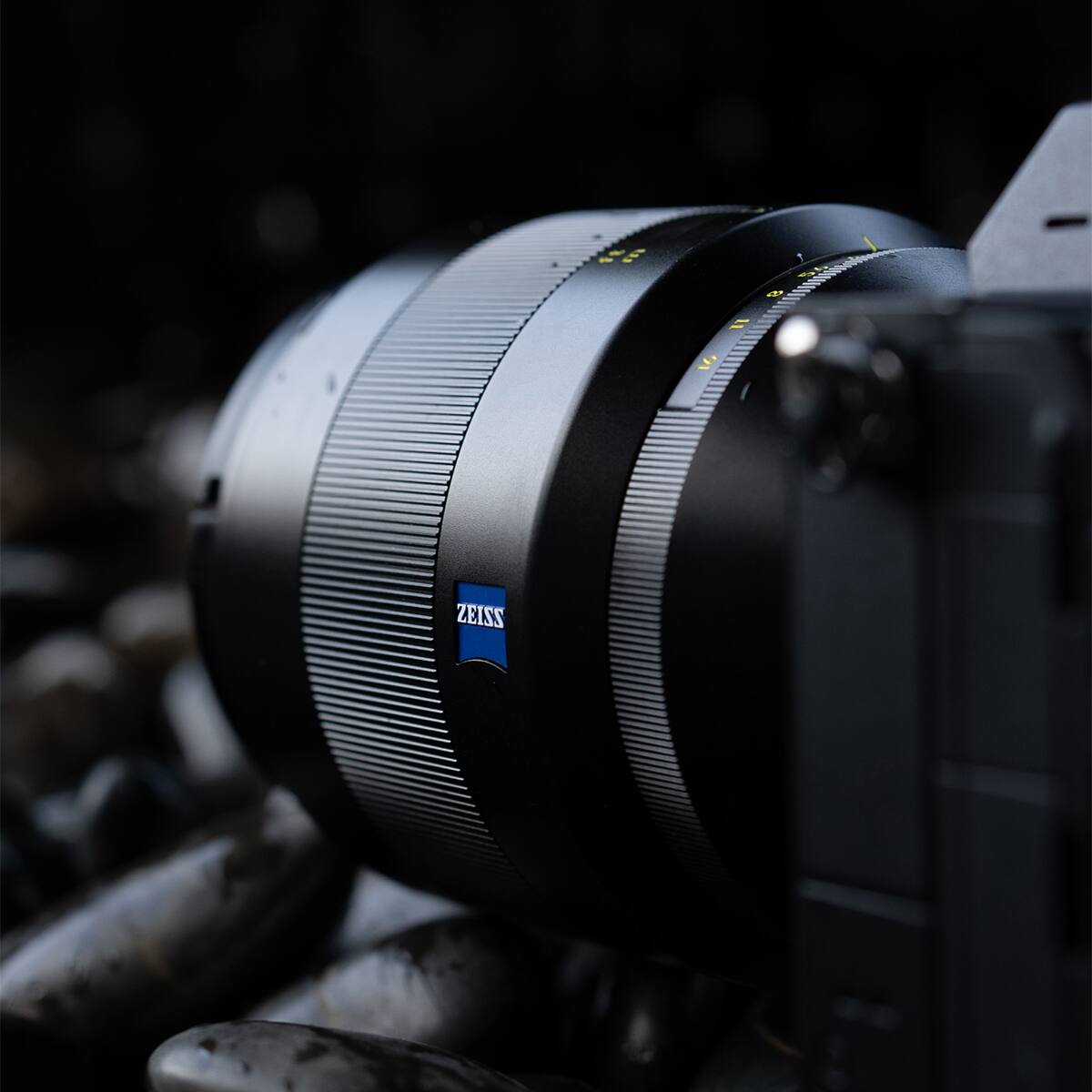 Alt View 4. ZEISS - Zeiss Otus ML 50mm f/1.4 Lens for Canon RF.