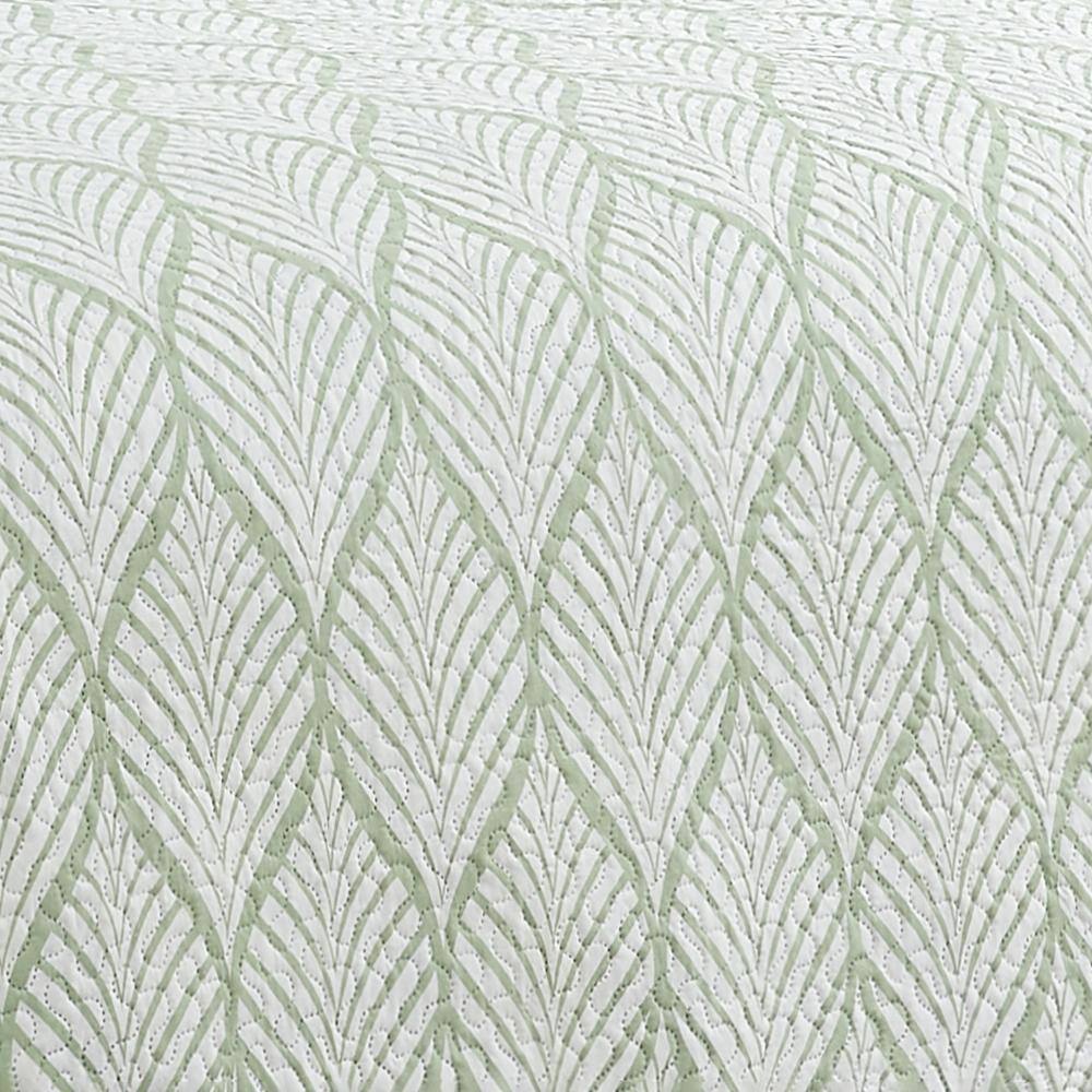 Alt View 3. RT Designers Collection - RT Designers Collection Bonaire Dillon 3-Pieces Lighteright Pinsonic Quilt Set King Green - Green.