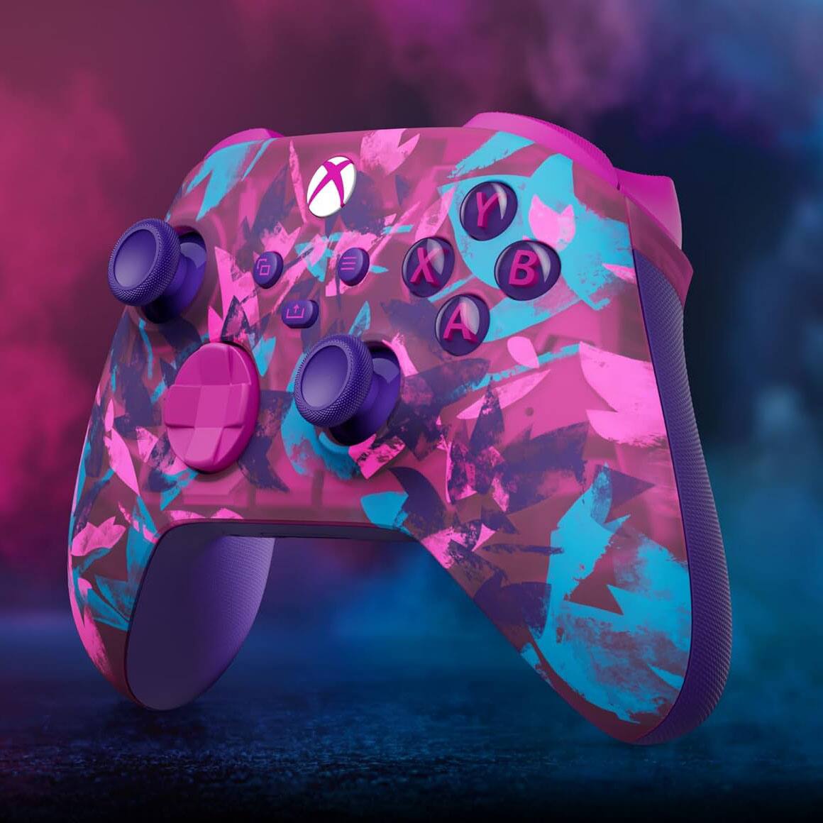 Left. Microsoft - Xbox Wireless Controller for Series X, Series S, Windows with MightySkins Custom Skin Code - Heart Breaker - Heart Breaker.