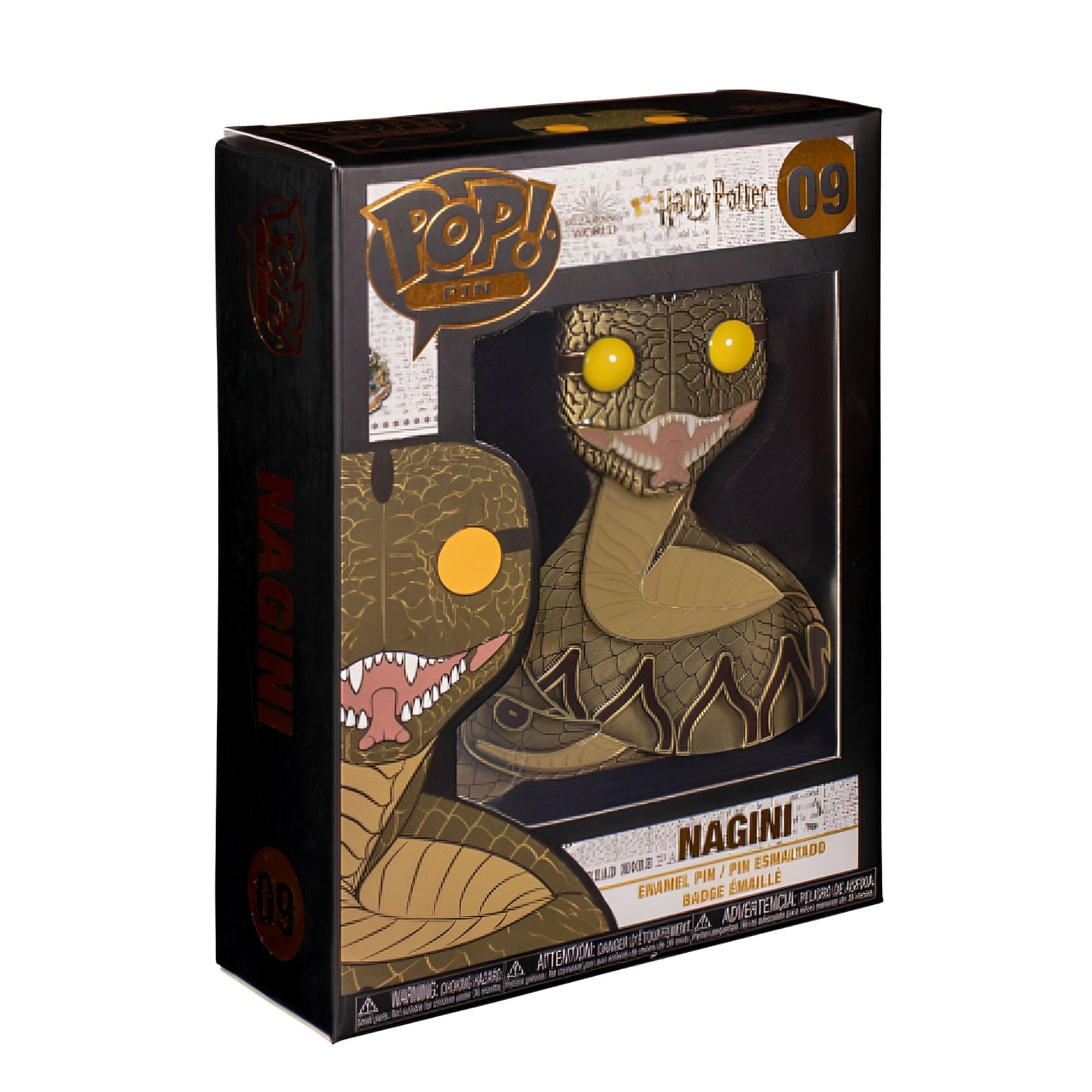 Sure, here is the corrected and grouped text from the image:

**Front:**
- Harry Potter
- 09
- POP! VINYL
- NAGINI

**Side:**
- NAGINI
- 09

**Bottom:**
- NAGINI
- ENAMEL PIN / PIN ESMALADO
- BADGE EMAILLE
- ADVERTENCIAL PELÍSRE
- ADVERTENCIAL PELÍSRE
- ATENCIÓN: CHOKING HAZARD - ADVERTENCIA: PELIGRO DE AHOGO
- ATENCIÓN: CHOKING HAZARD - ADVERTENCIA: PELIGRO DE AHOGO

**Top:**
- Harry Potter
- 09

**Additional Text:**
- (Various small text and symbols related to copyright and trademarks)