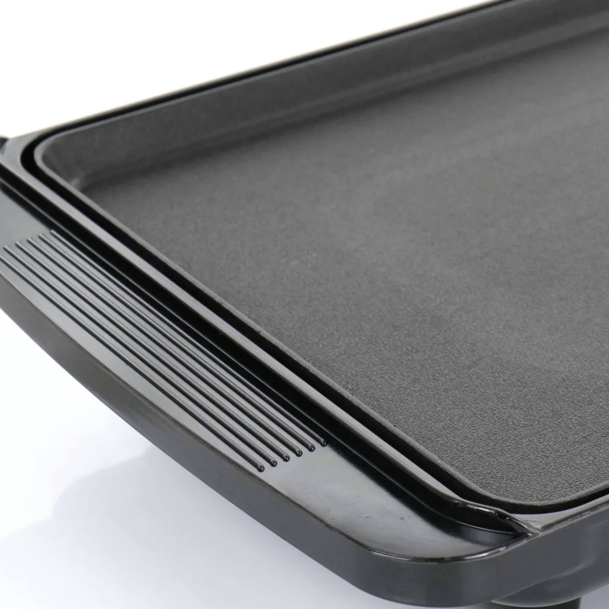 Alt View 1. Better Chef - Family Size Cool Touch Electric Countertop Griddle - Black.