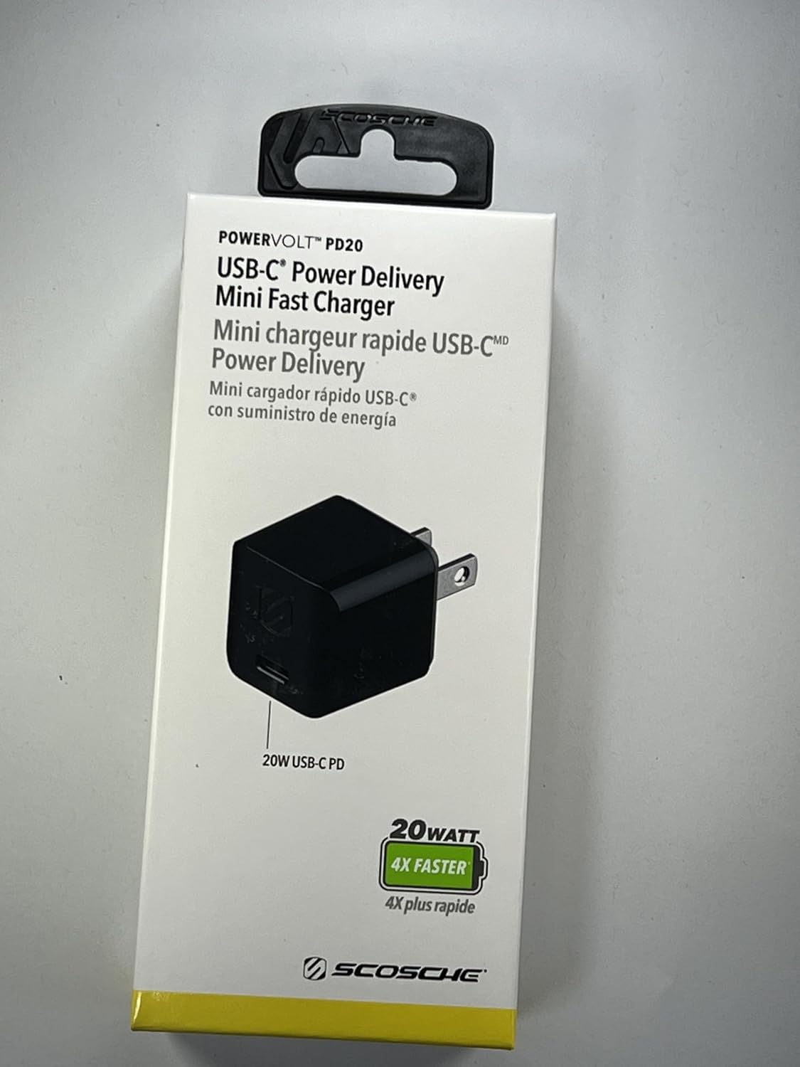 SCOSCHE POWERVOLT PD20 USB-C Power Delivery Mini Fast Charger  
Mini chargeur rapide USB-C  
Mini cargador rápido USB-C con suministro de energía  
20W USB-C PD  
20WATT  
4X FASTER  
4X plus rapide