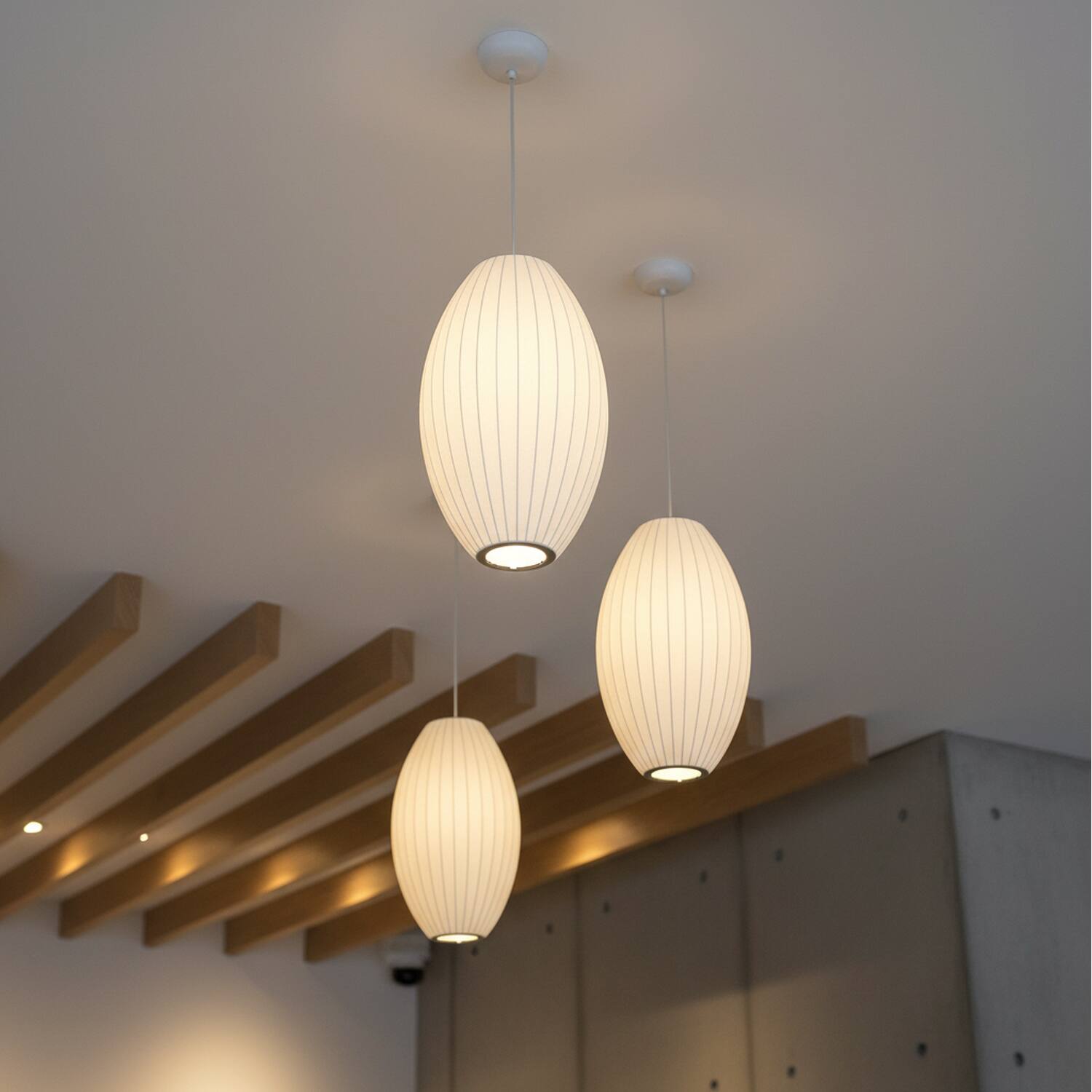 Back. Umeiluce - 1 Light Modern Pendant Light Elegant Silk Oval Shade Light Dimmable Big - White.