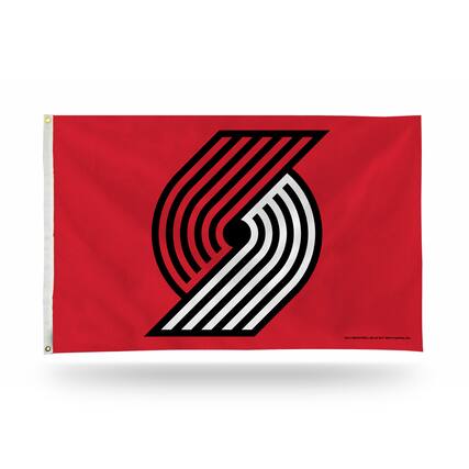 Front. Rico Industries - Portland Trail Blazers 3X5 Indoor or Outdoor Banner Flag with grommets for hanging - Multi.