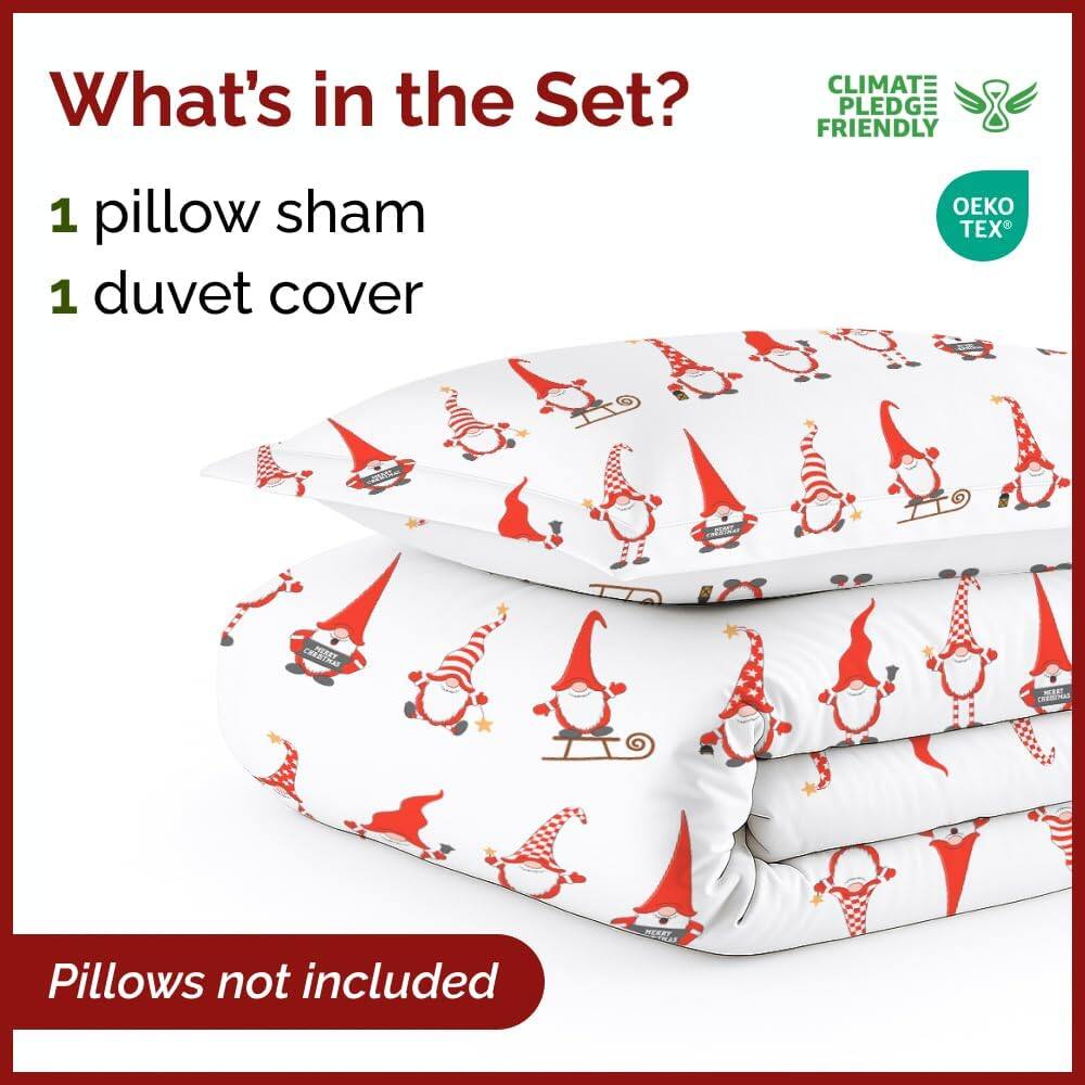 What's in the Set?

1 pillow sham  
1 duvet cover  

Pillows not included