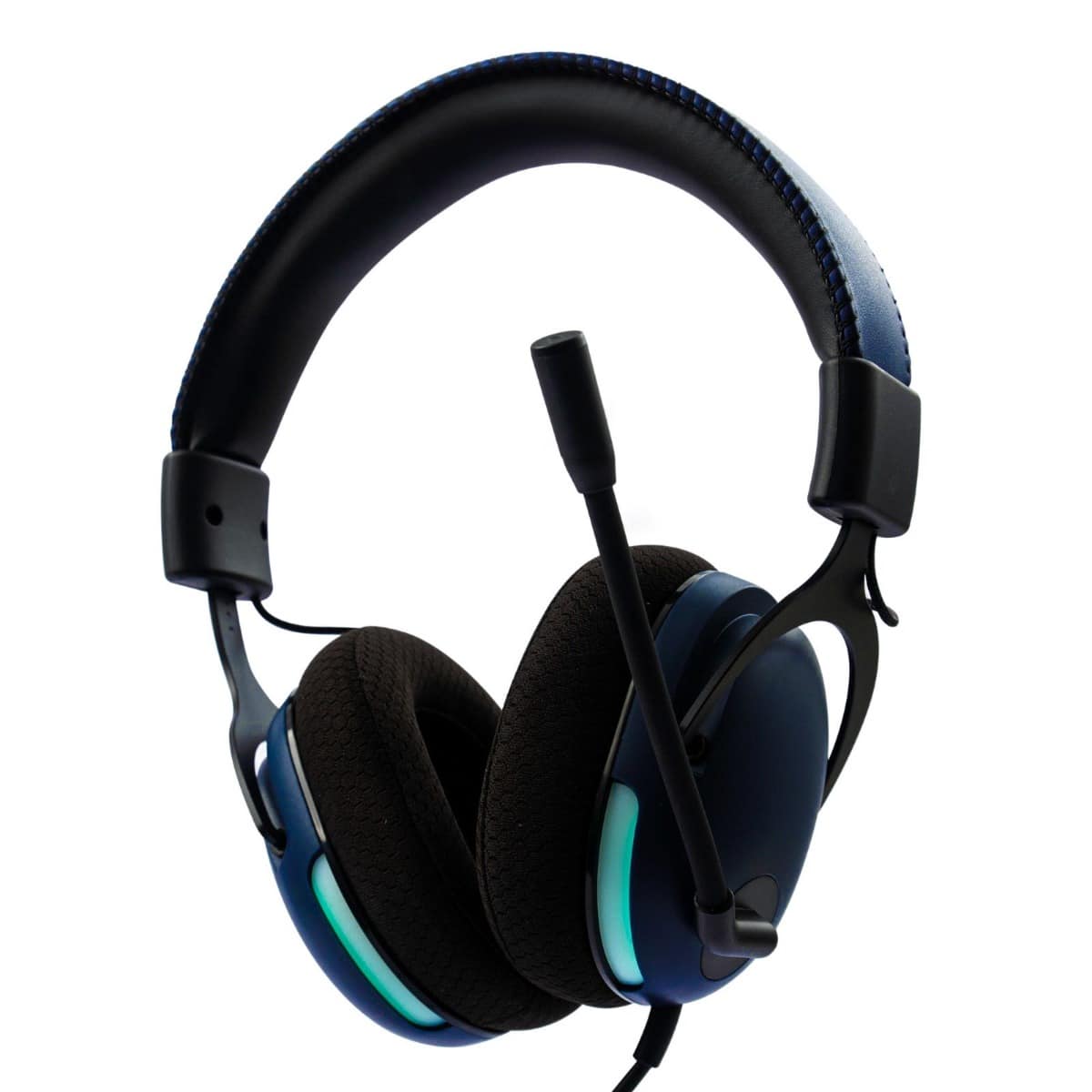 Front. RadioShack - Gaming Headphones 3.5mm and USB-A with Microphone, 40mm Drivers, Black - Black.