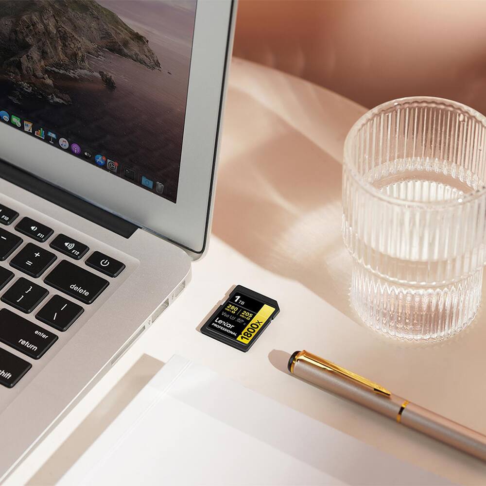 0 F0 - 47 F + I 4) F12 } delete 1 / I enter return 1 T 280 Vie -E 205 a Lextar 2 PROFESSIONAL 1800x shift