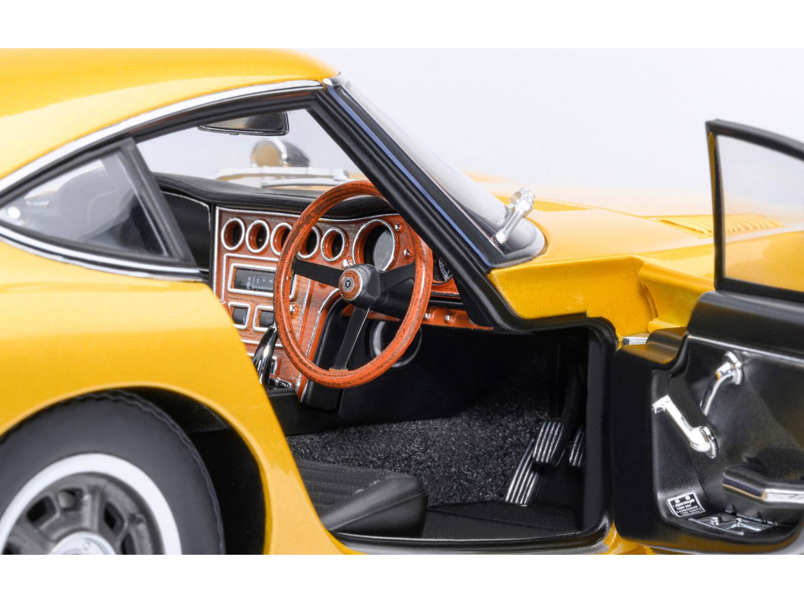 Back. Autoart - 1967 Toyota 2000GT RHD (Right Hand Drive) Gold Metallic 1/18 Model Car by Autoart - Gold Metallic.