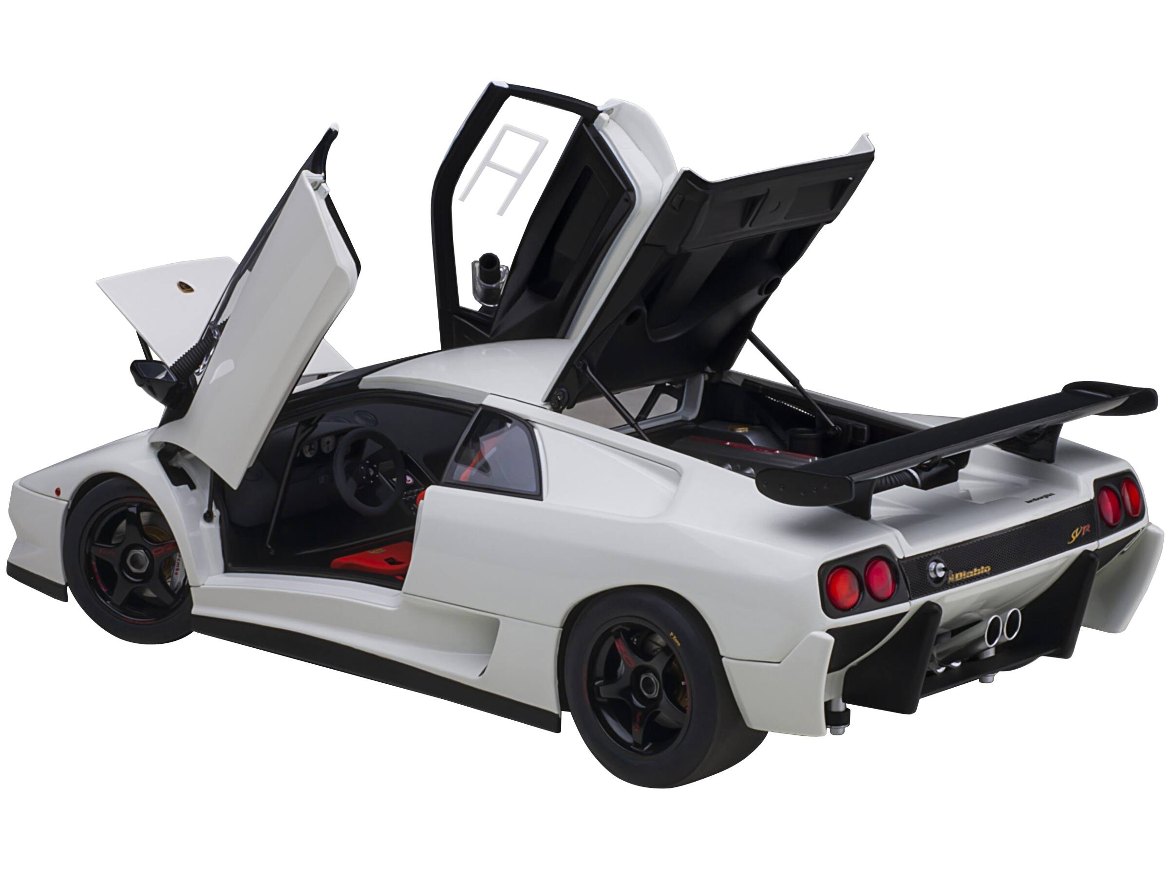 Angle. Autoart - Lamborghini Diablo SV-R Impact White 1/18 Model Car by Autoart - Impact White.