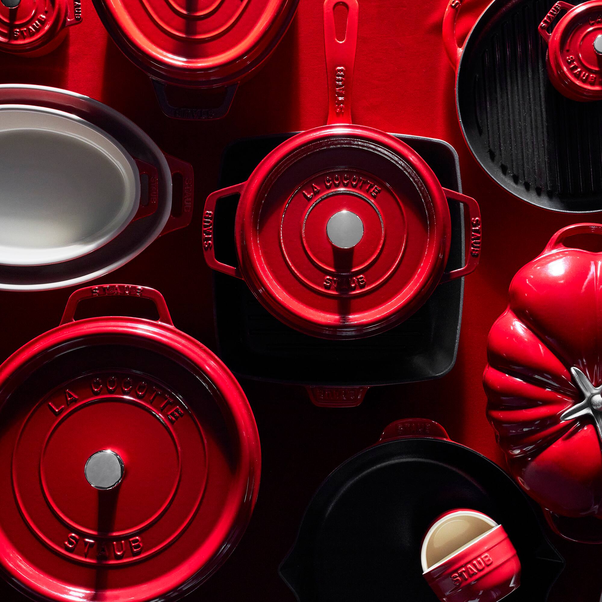 STAUD en ERMES  
fATAUA  
STAUE  
SORE  
STAUB  
LA COCOTTE  
SG 0 E0  
GTVAS  
A LA COCOTTE  
STAUB  
STAUB