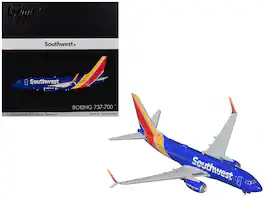 GeminiJets - Boeing 737-700 Southwest Airlines N943WN Blue Striped Tail Gemini 200 1/200 Airplane - Blue with Striped Tail