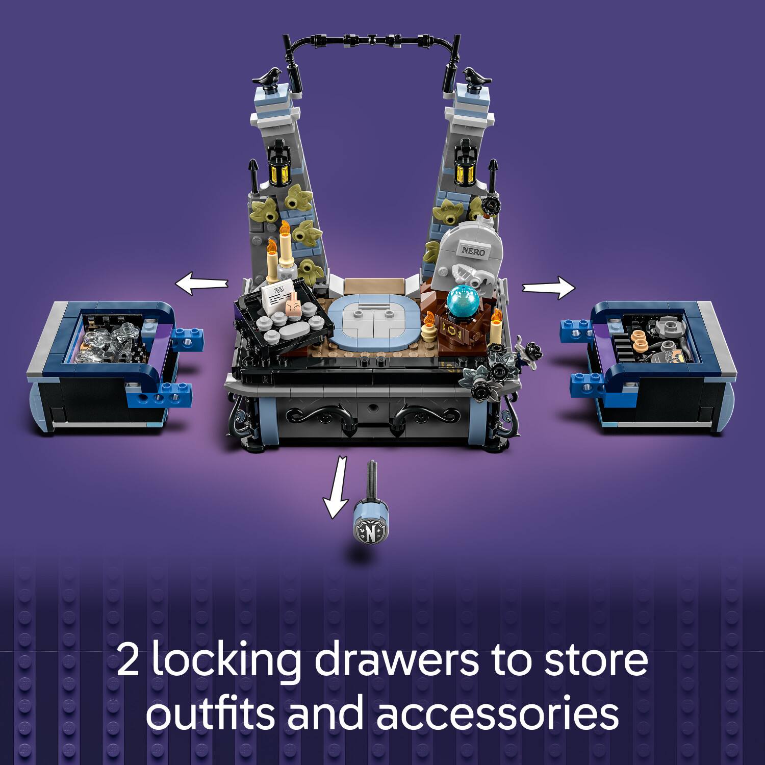 2 locking drawers to store outfits and accessories