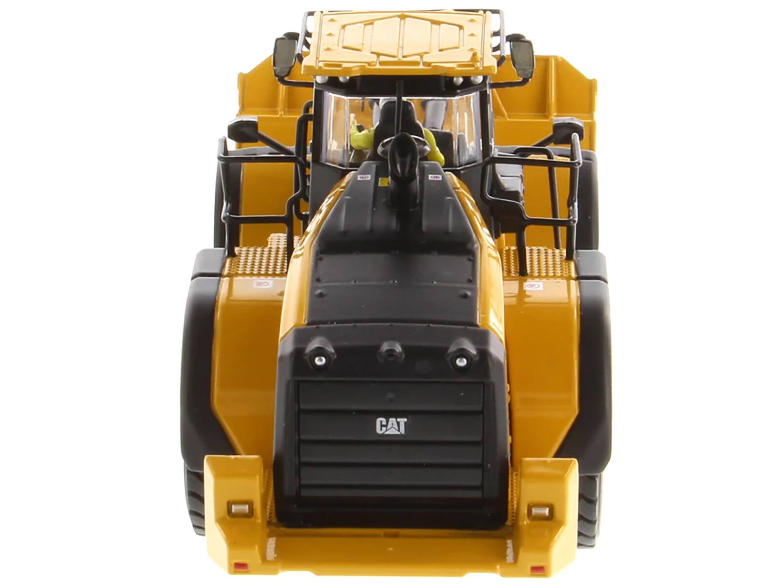 Alt View 6. Diecast Masters - CAT Caterpillar 982 XE Wheel Loader Yellow with Operator "High Line Series" 1/50 Diecast Model by Diecast Masters.