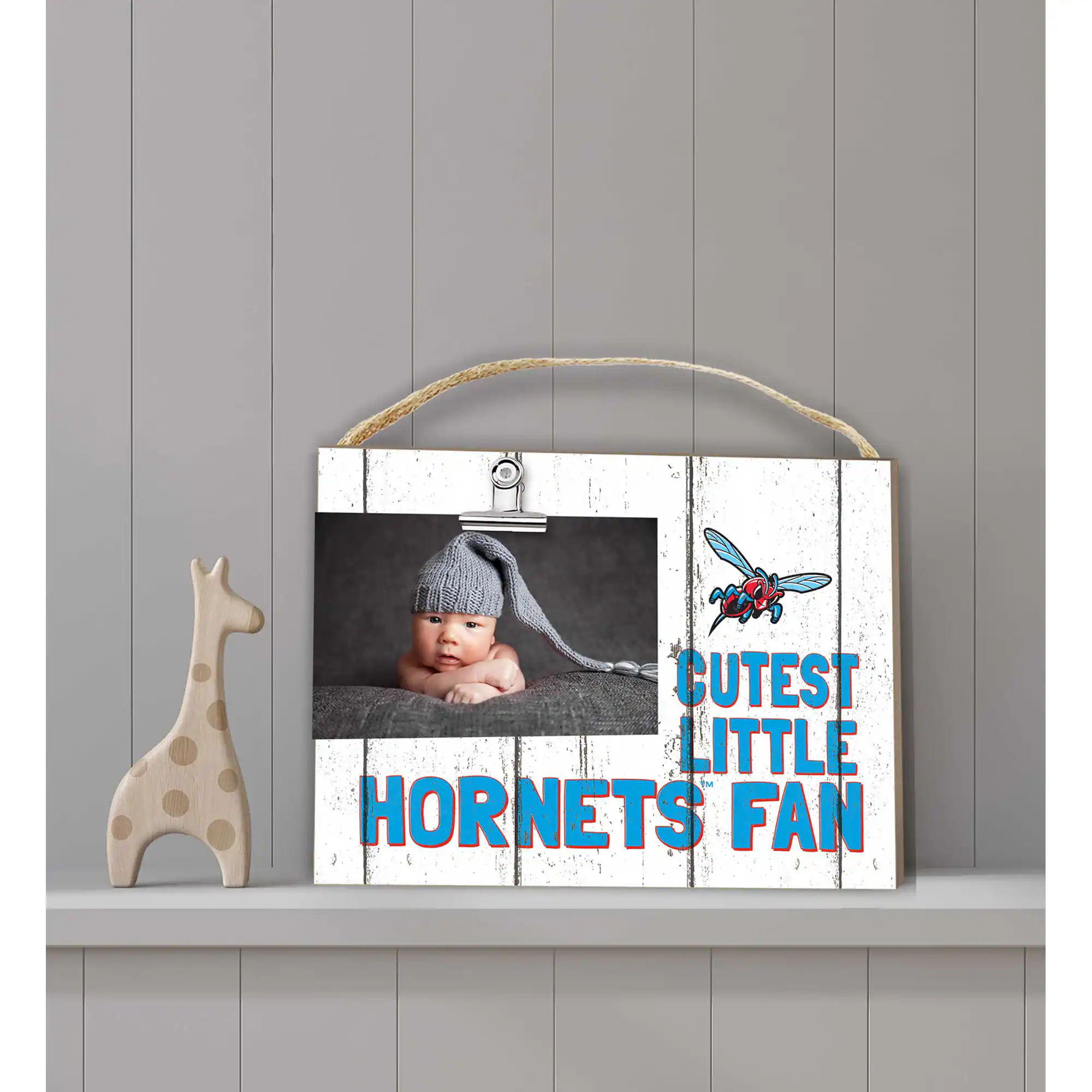 240 CUTEST LITTLE HORNETS FAN