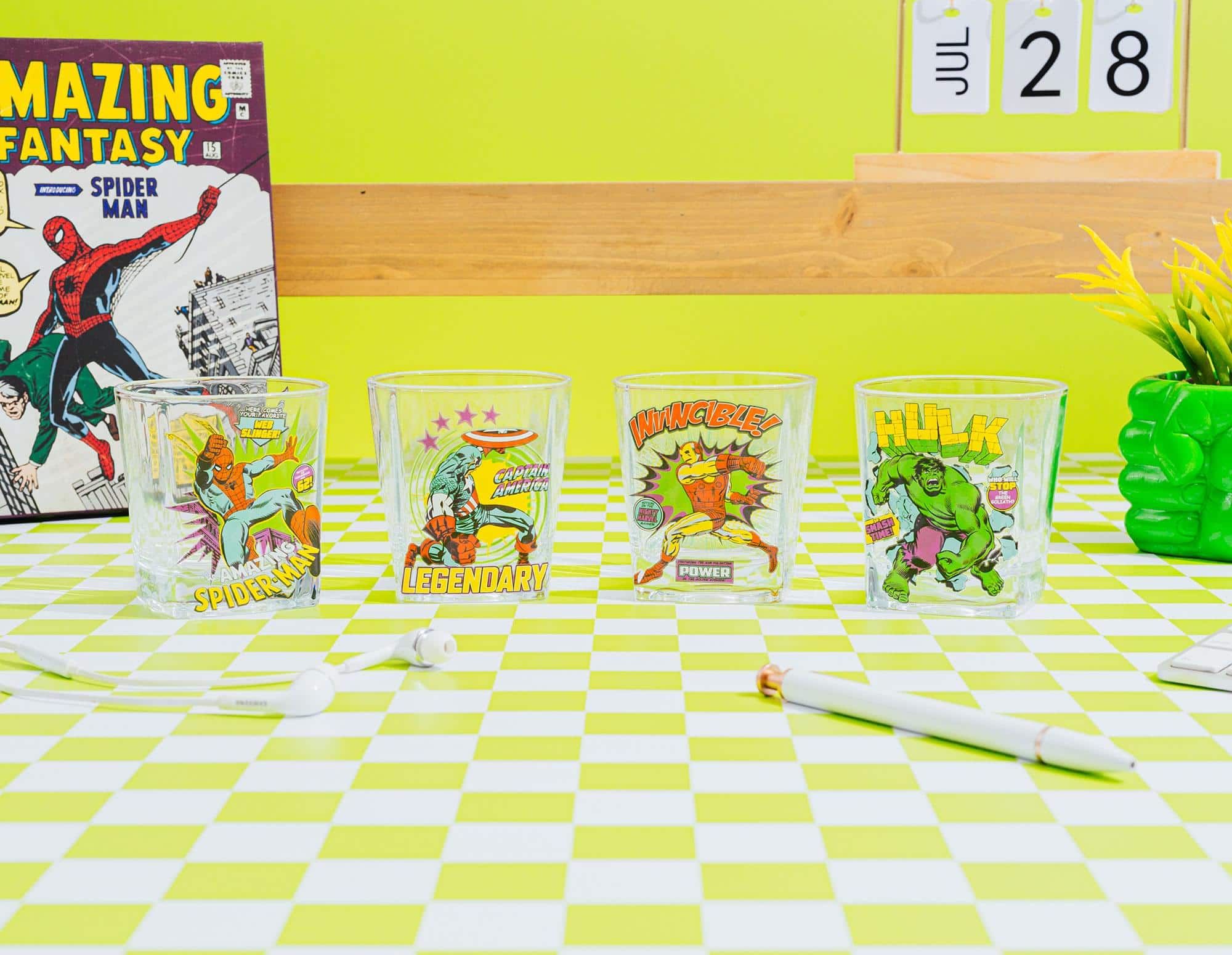 Marvel Comics Superheroes 9 Ounce Rock Glasses | Set of 4 Clear