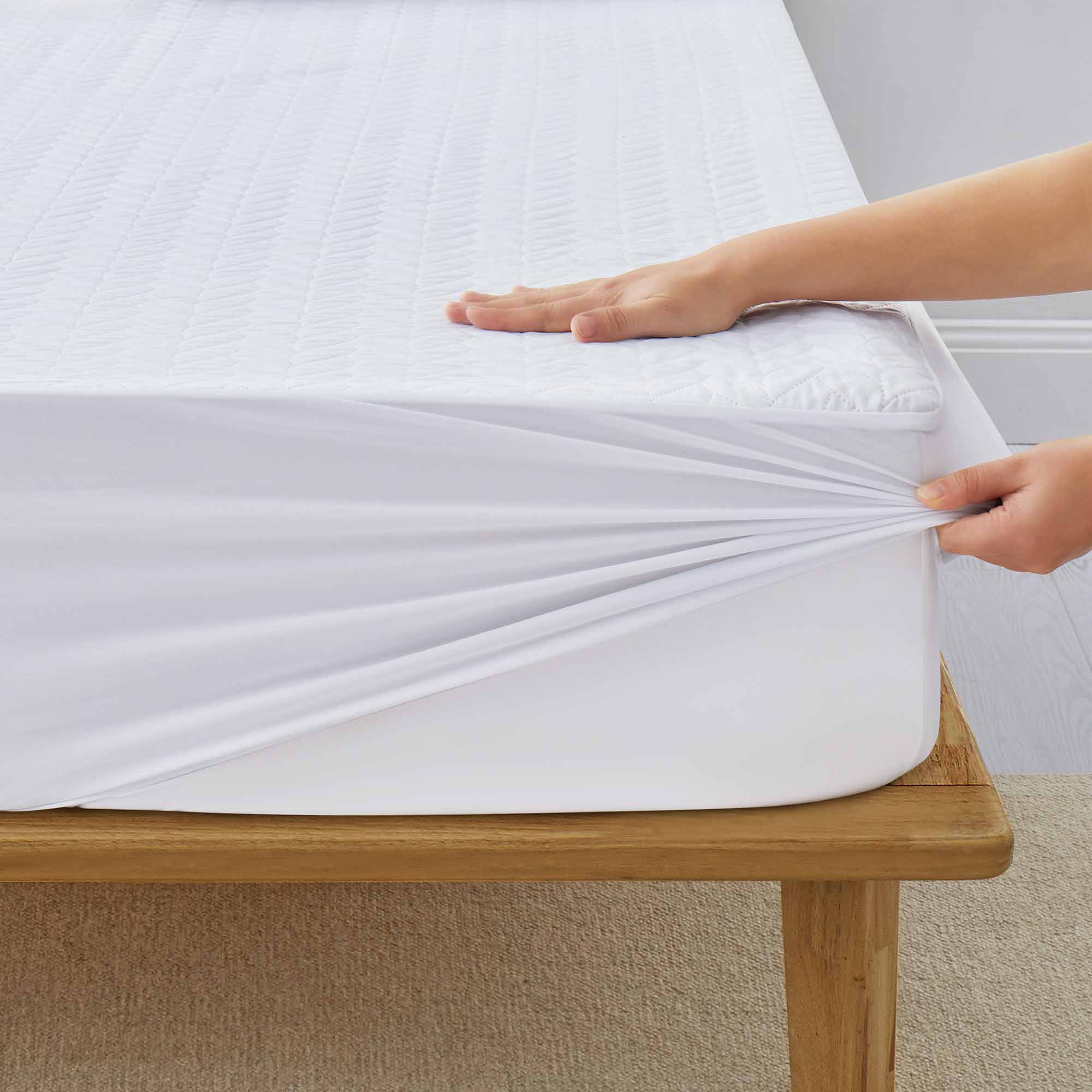 Alt View 1. Peace Nest - Peace Nest Waterprrof Mattress Protector, Leaf Pattern, Queen - Leaf.