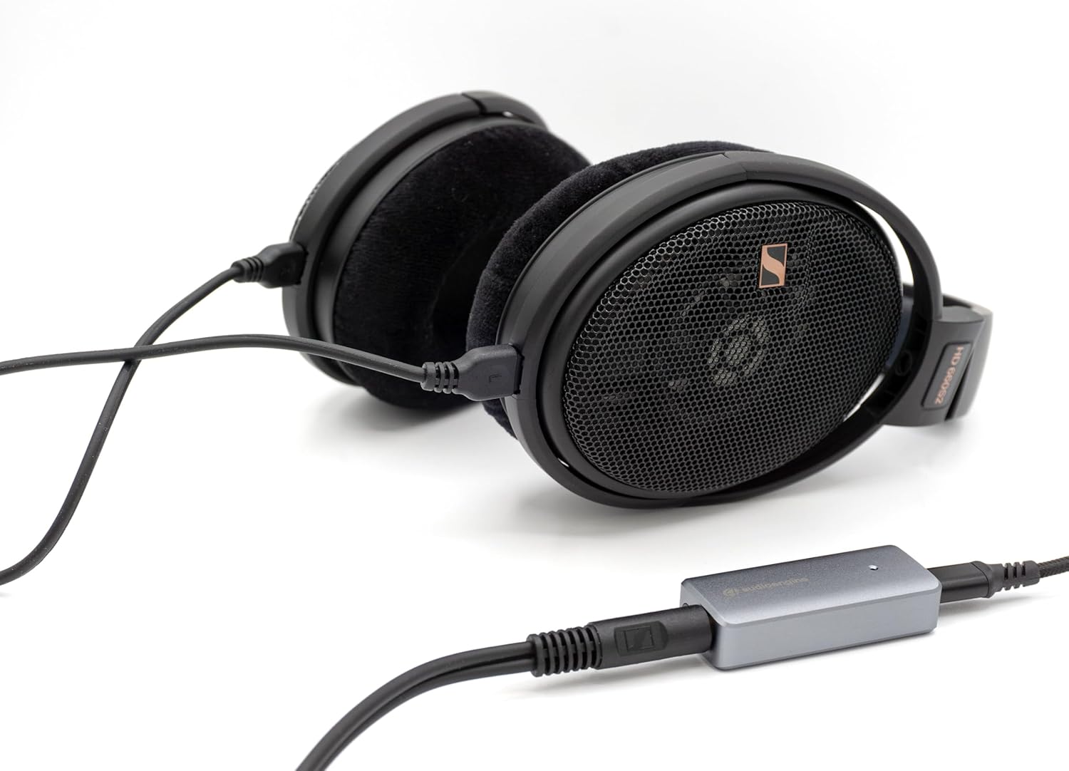 Alt View 5. Audioengine - HXL Portable Balanced Headphone Amplifier and HiFi DAC - Anodized Grey.