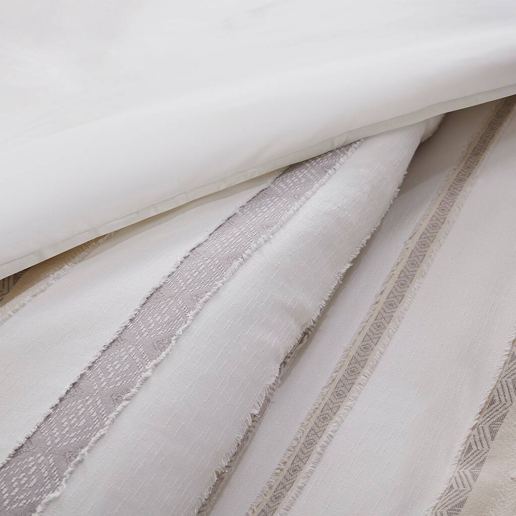 Alt View 5. Gracie Mills - Gracie Mills Ismael Clipped Jacquard Stripe 3-Piece Duvet Cover Set - Neutral.