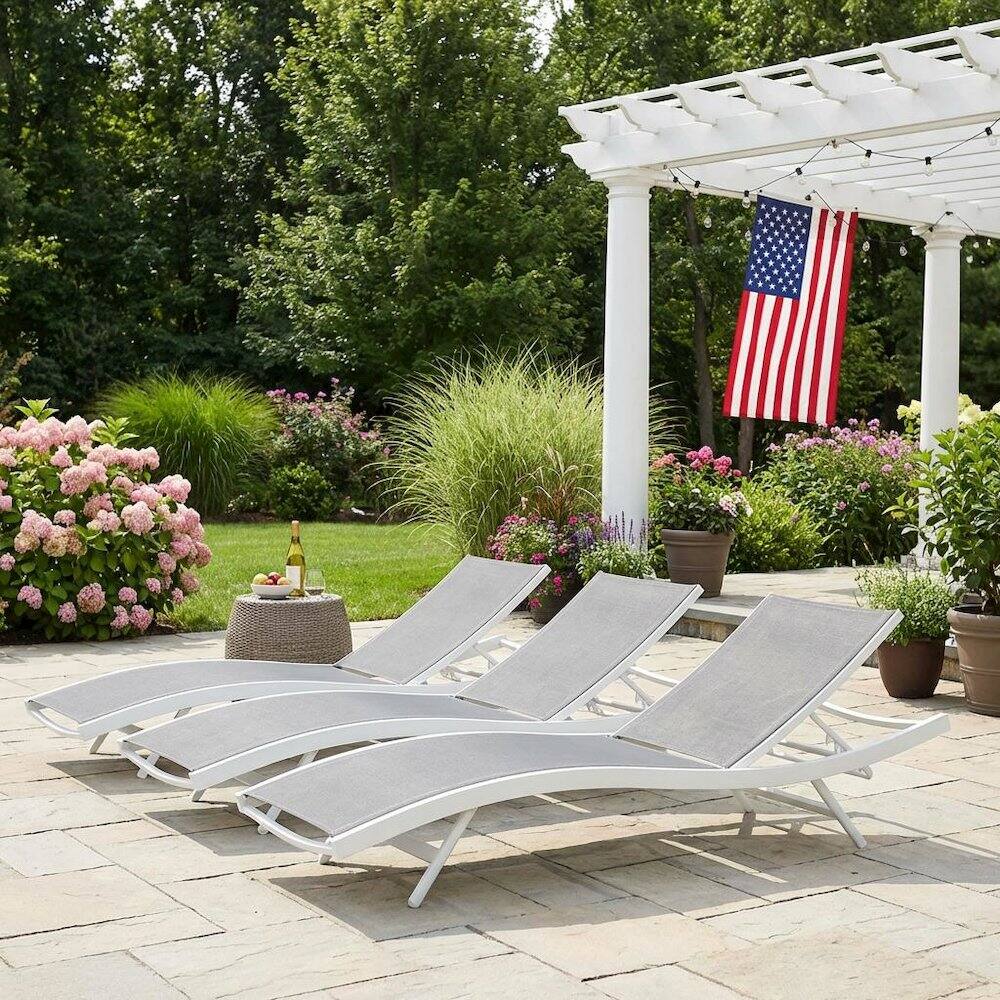 Left. Outdoor Escape - Outdoor Patio Lounge Chair Set Of 4 With Stylish Design And Comfort - White.