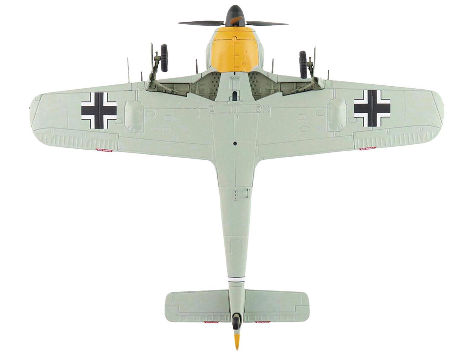 Back. Hobby Master - Focke-Wulf Fw 190A-3 "III/JG 2 Cmdr Hptm. Hans Hahn WWII" German Luftwaffe "Air Power Series" 1/48 - Multicolor.