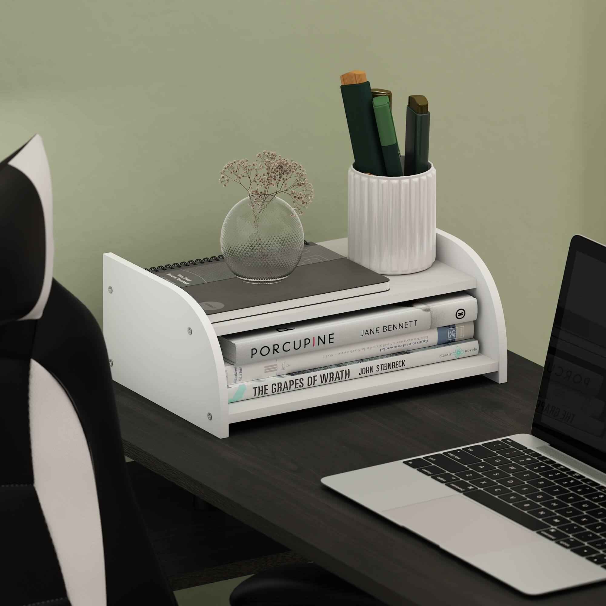 JANE BENNETT  
PORCUPINE  
THE GRAPES OF WRATH  
JOHN STEINBECK