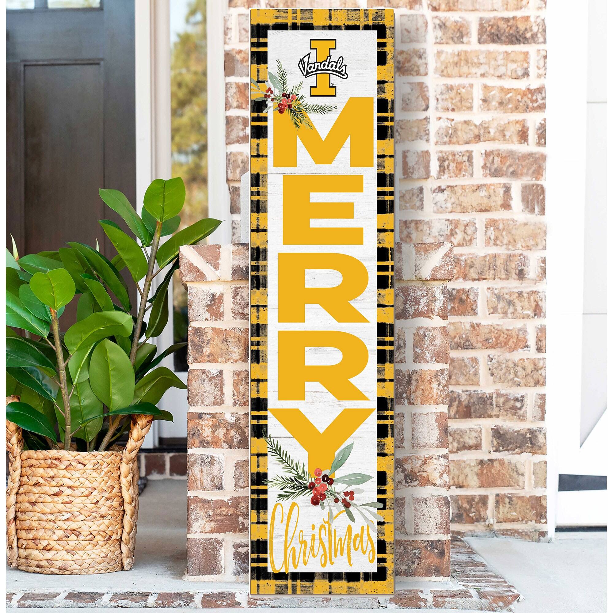 T Vandals  
MERRY  
Christmas