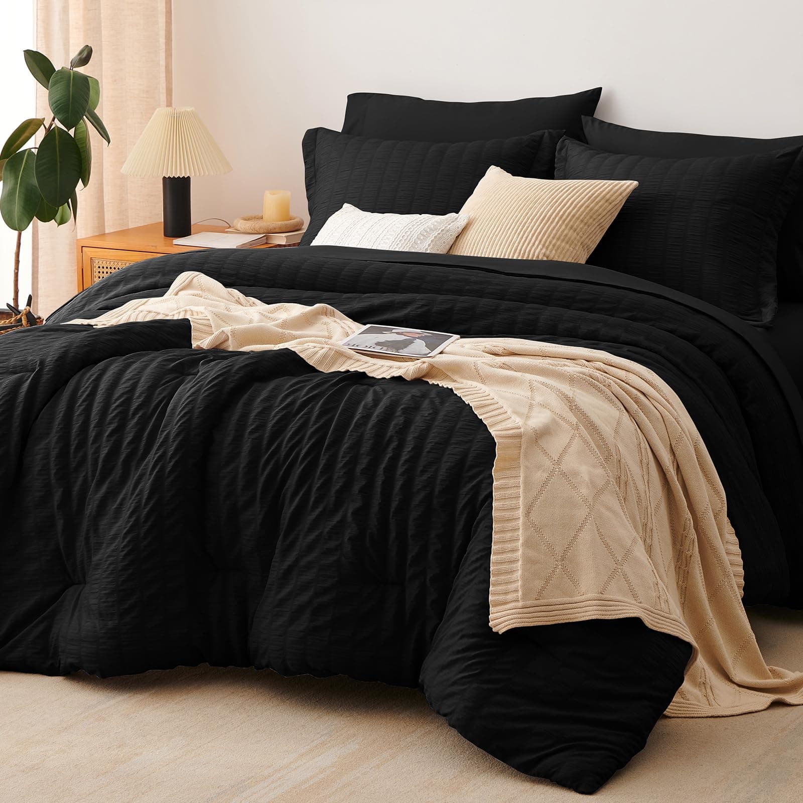 Dazzed Corner - Queen Comforter Set 7 Pieces Bed in a Bag Queen Comforter Set with Sheet - Black