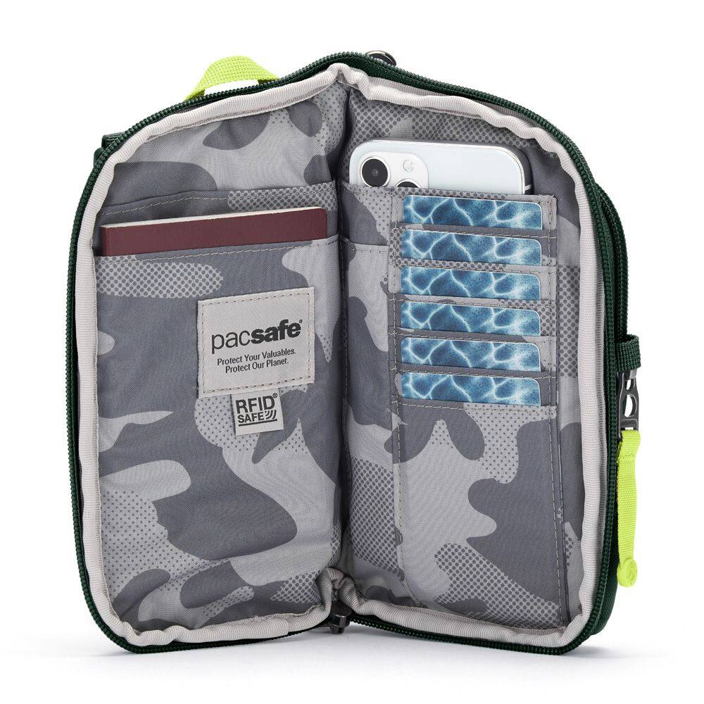 pacsafe  
Valuables  
Protect Your Planet. Protect Our RFID SAFE
