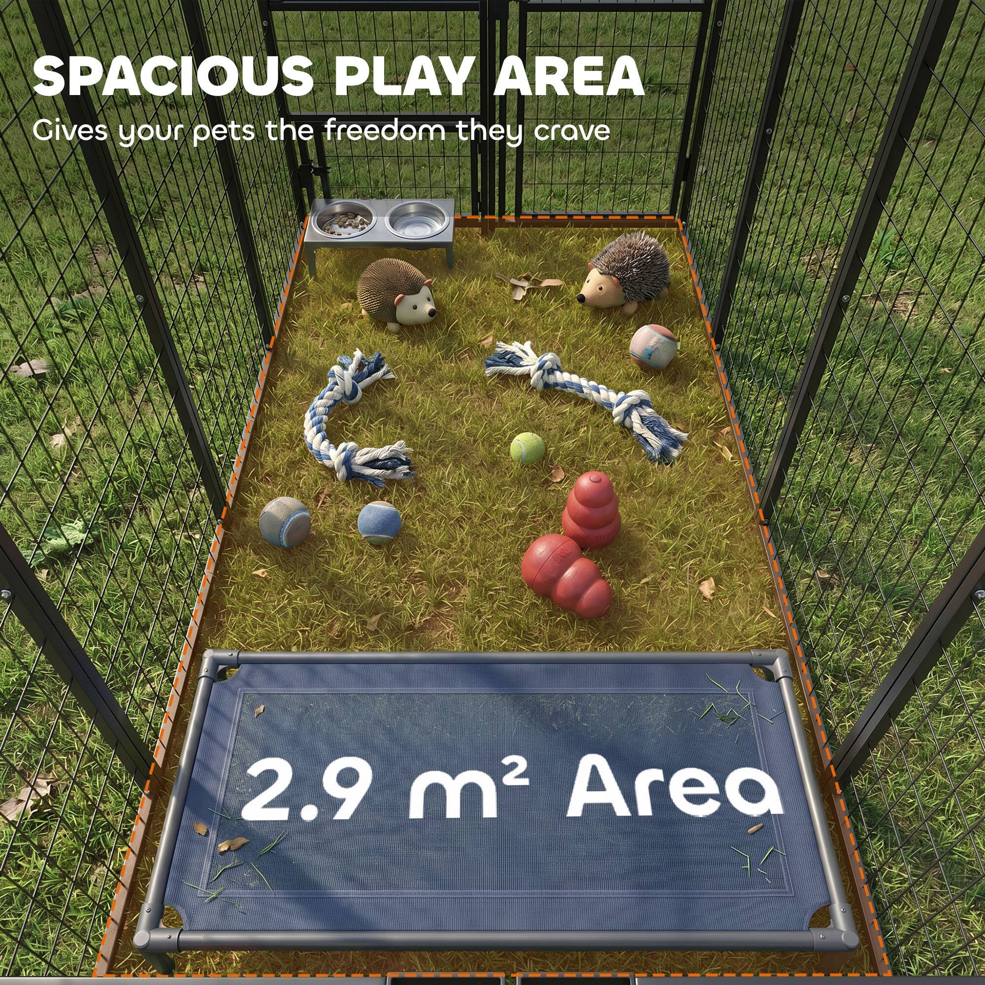 SPACIOUS PLAY AREA  
Gives your pets the freedom they crave  

2.9 m² Area