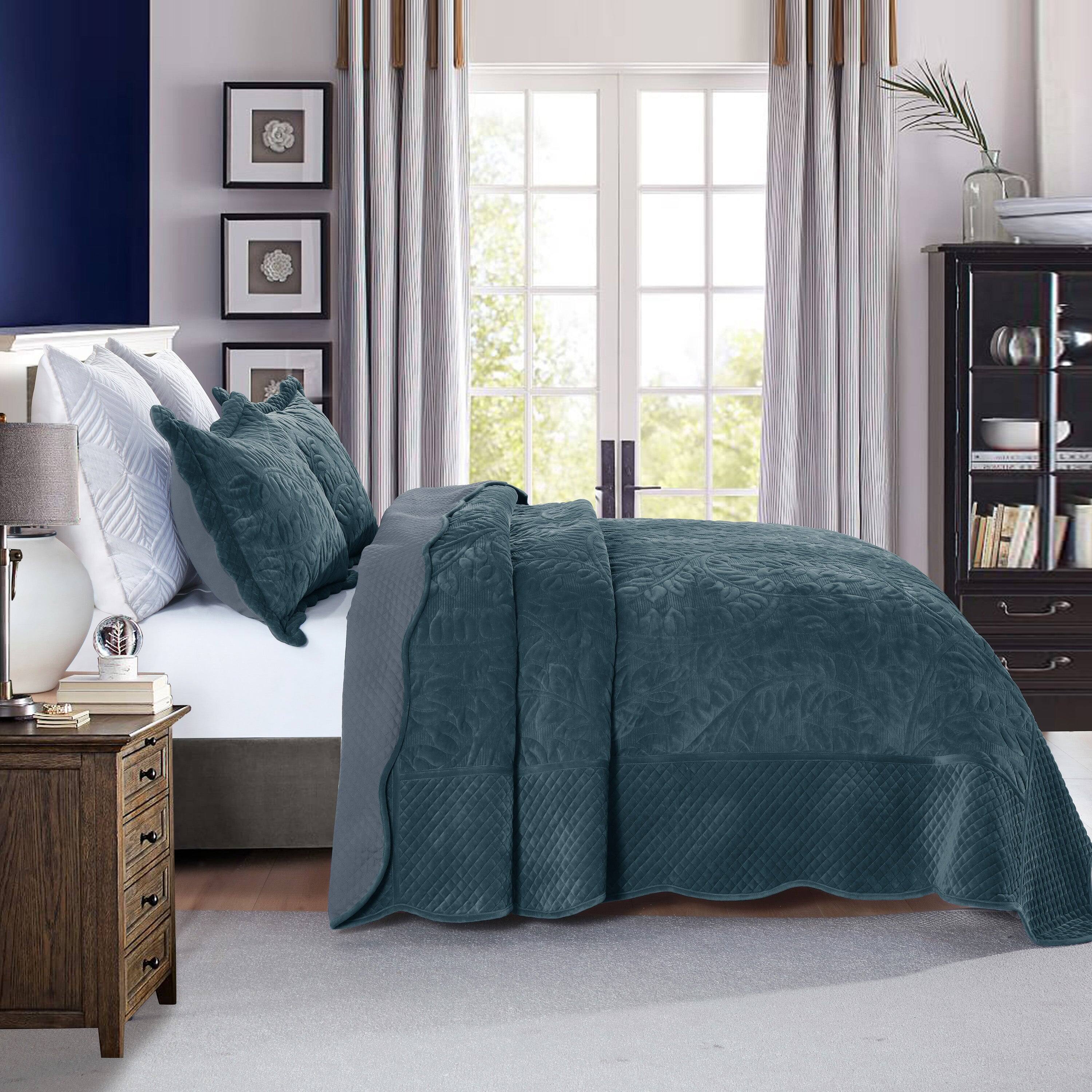 Angle. MarCielo - Marcielo 3Pc Luxury Velvet Oversized Embroidery Soft and Plush Quilt Set - Dark Teal.