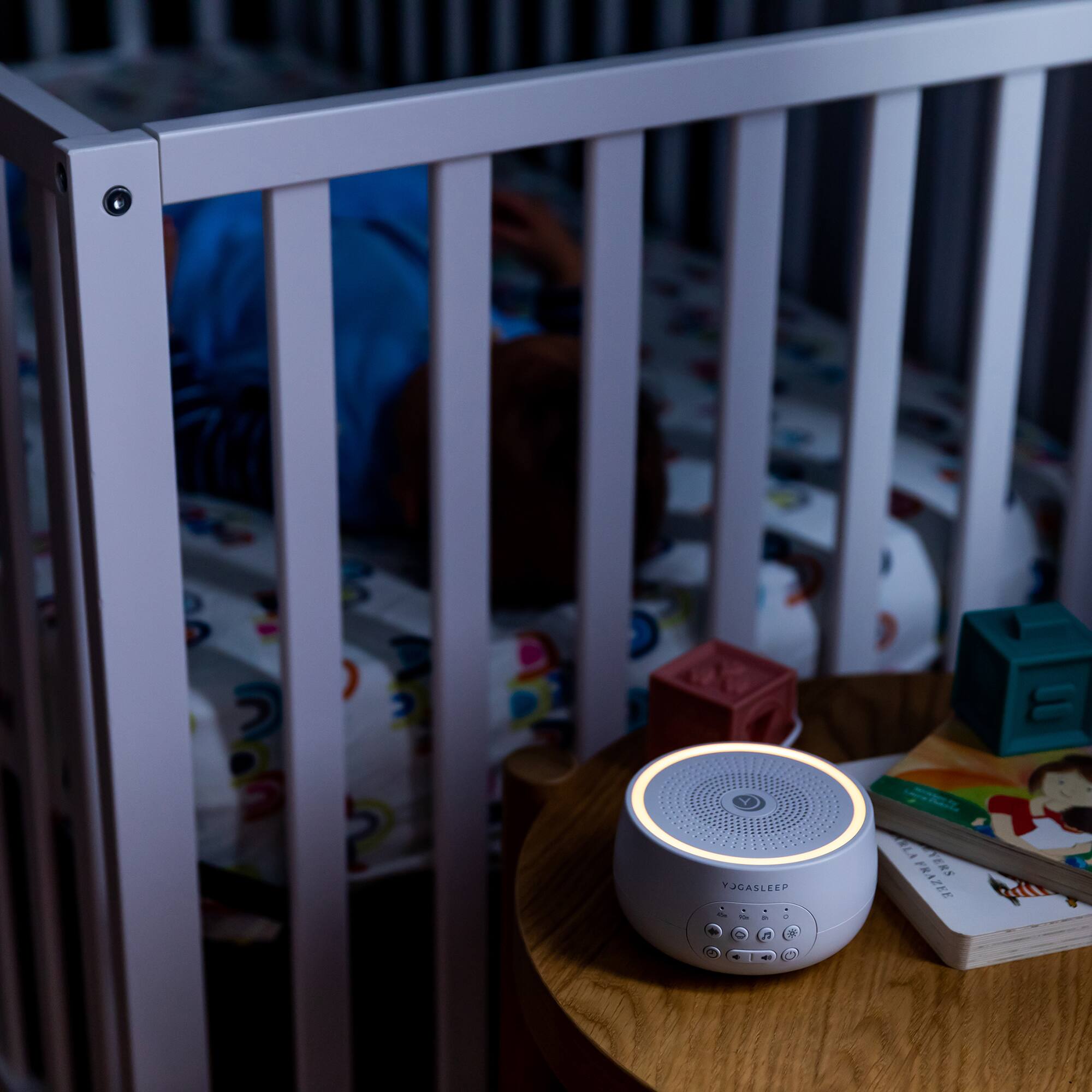 Alt View 4. Yogasleep - Yogasleep Dreamcenter Sound Machine - White.