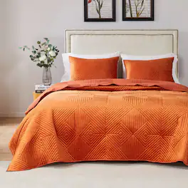 Barefoot Bungalow - Riviera Velvet Quilt and Pillow Sham Set - 2-Piece - Twin/XL 68x88" - Spice