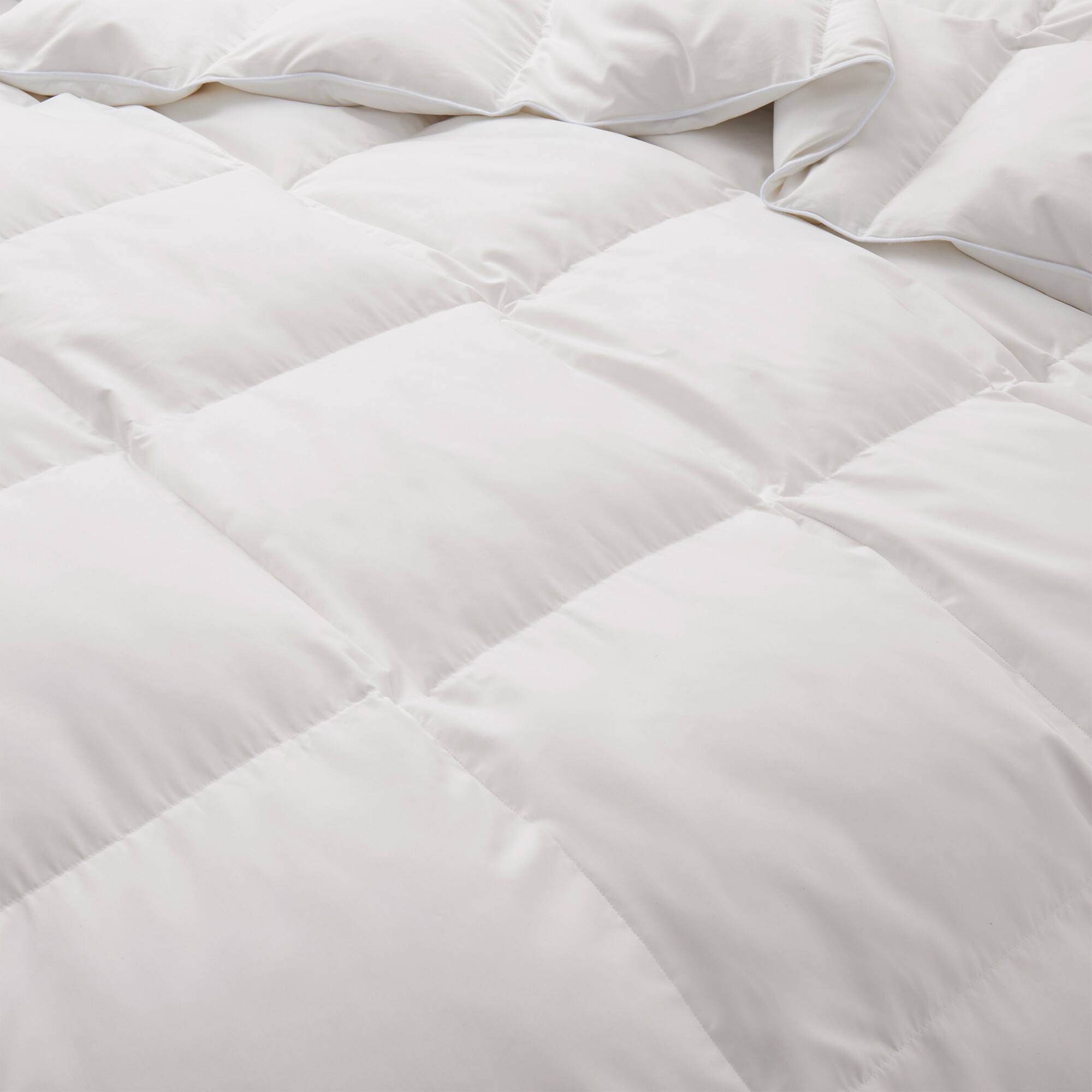 Left. Peace Nest - Peace Nest Lightweight White Goose Down Feather Fiber Comforter Duvet Insert, White, Twin - White.