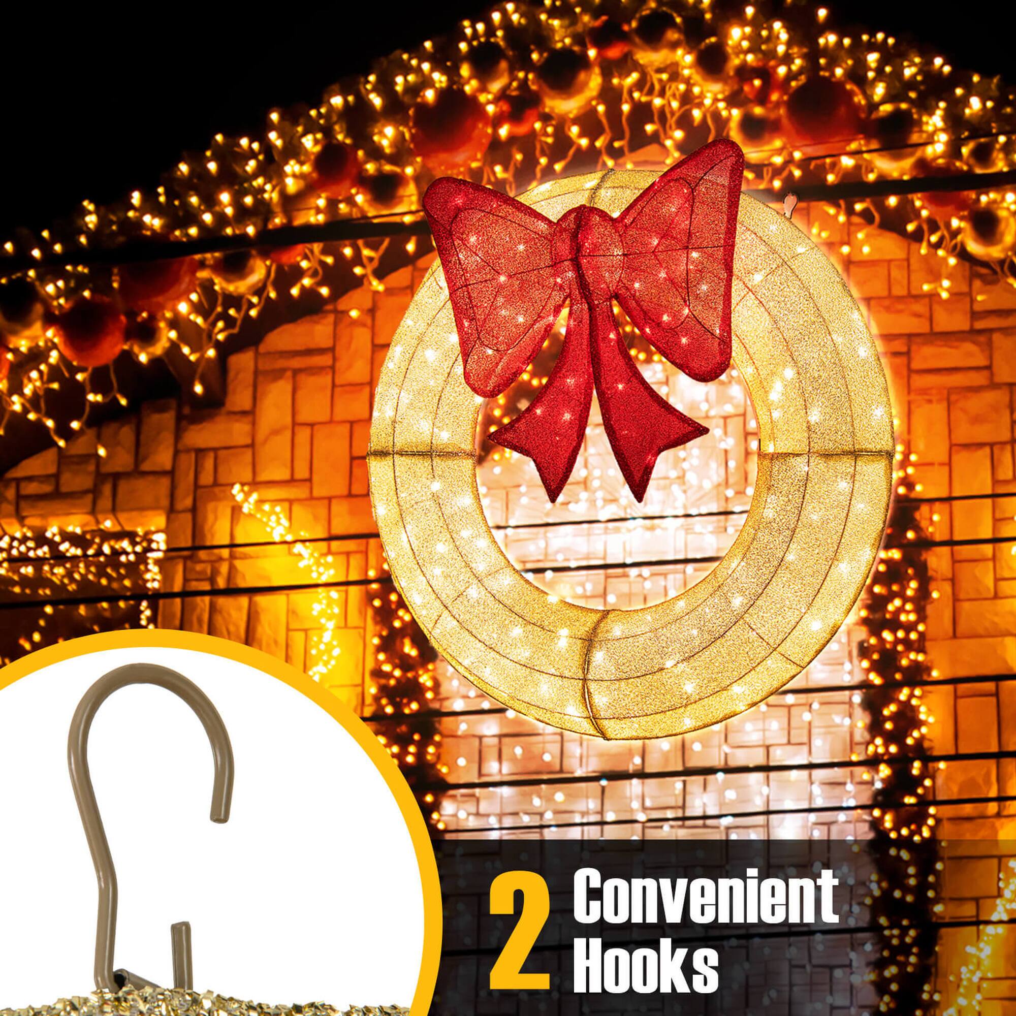 The corrected text is: "2 Convenient Hooks."