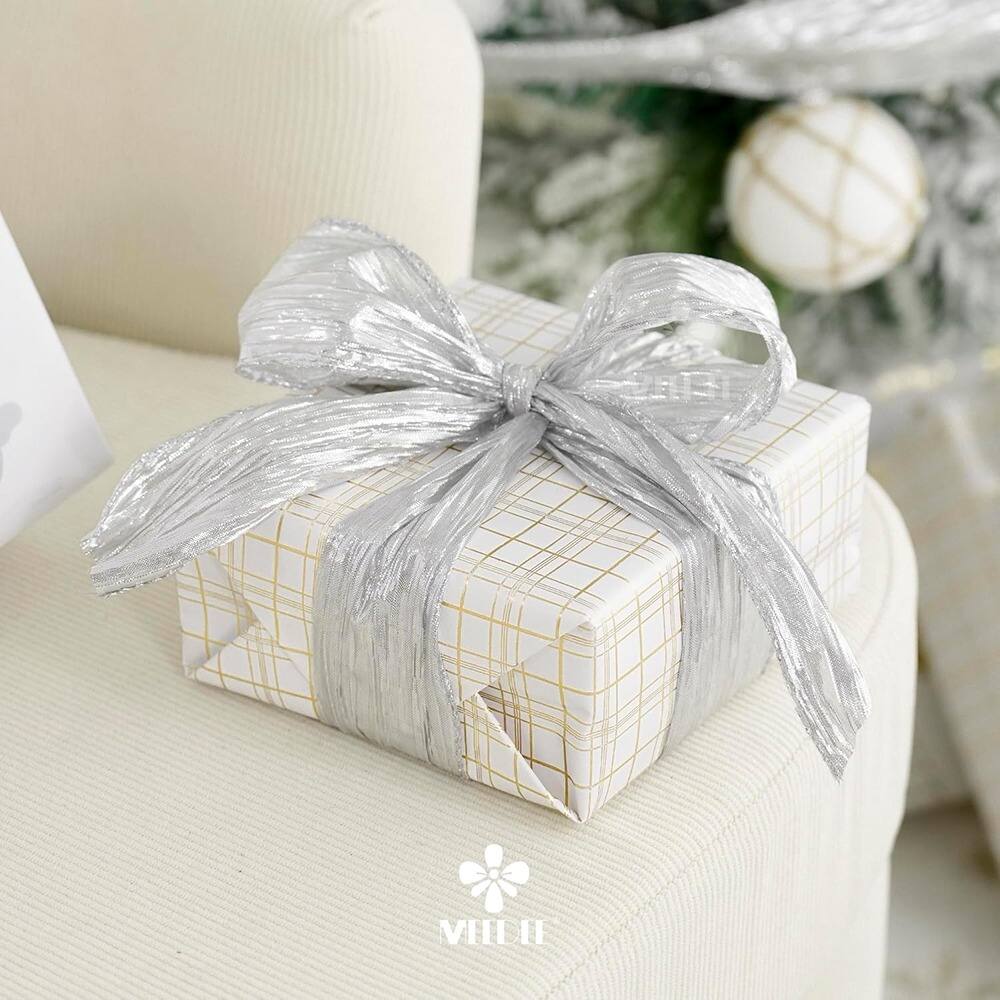 The text on the image reads: "VII II"