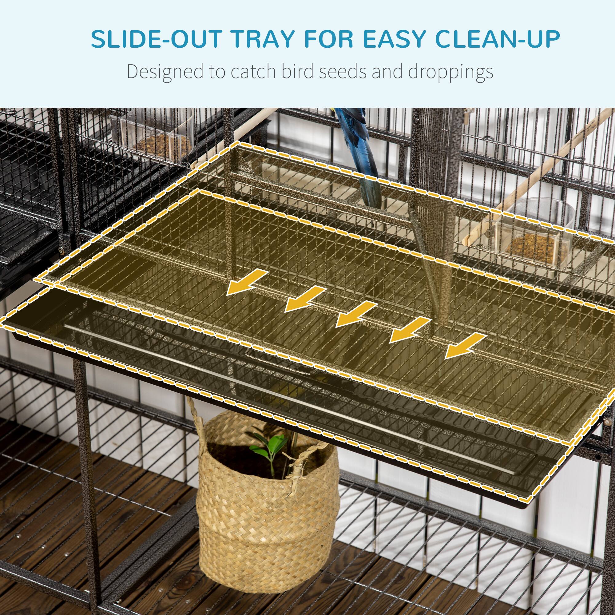 SLIDE-OUT TRAY FOR EASY CLEAN-UP  
Designed to catch bird seeds and droppings