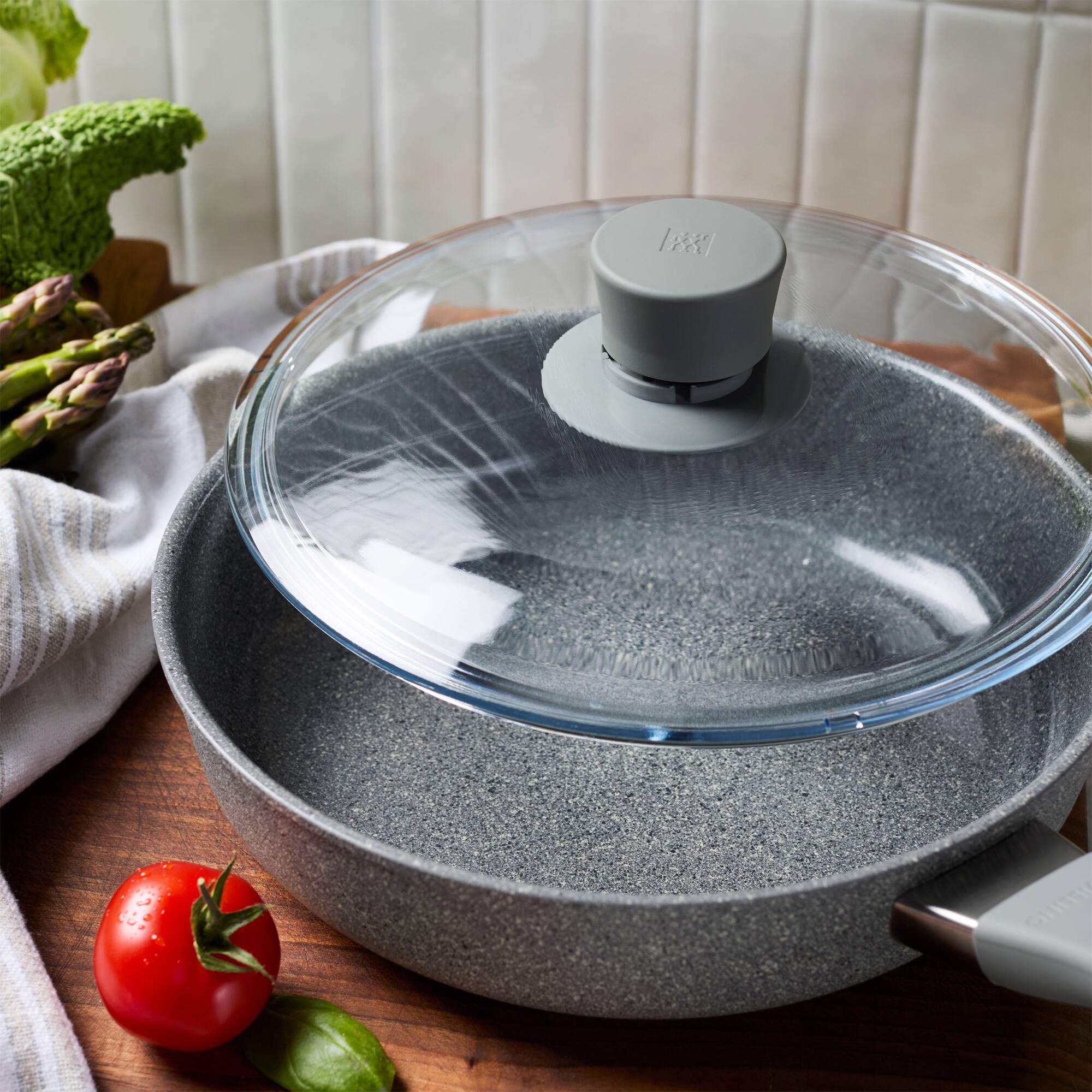 Alt View 4. ZWILLING - ZWILLING Parma Plus Ceramic 2.6-qt Aluminum Ceramic Nonstick Sauté Pan with Lid - Grey.