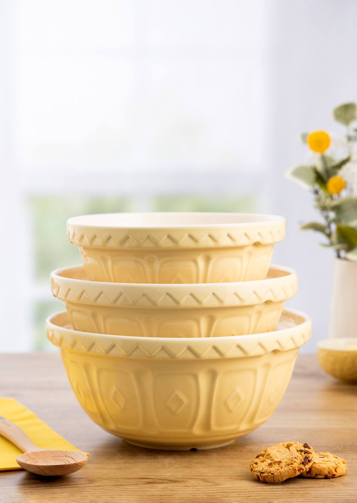 Alt View 8. Mason Cash - Color Mix Yellow Size 12 Mixing Bowl, 4.25 Quart - Yellow.